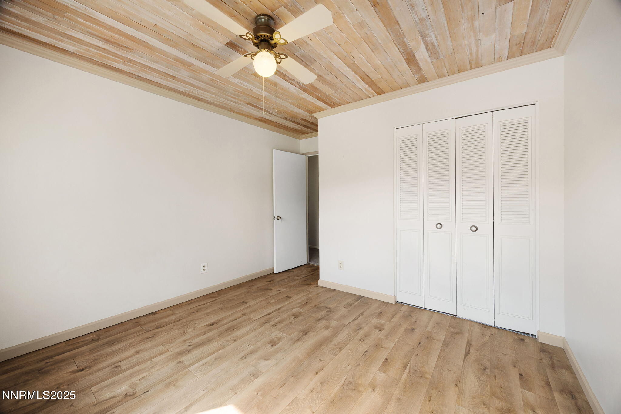 1-web-or-mls-5010 Tahiti Way-2