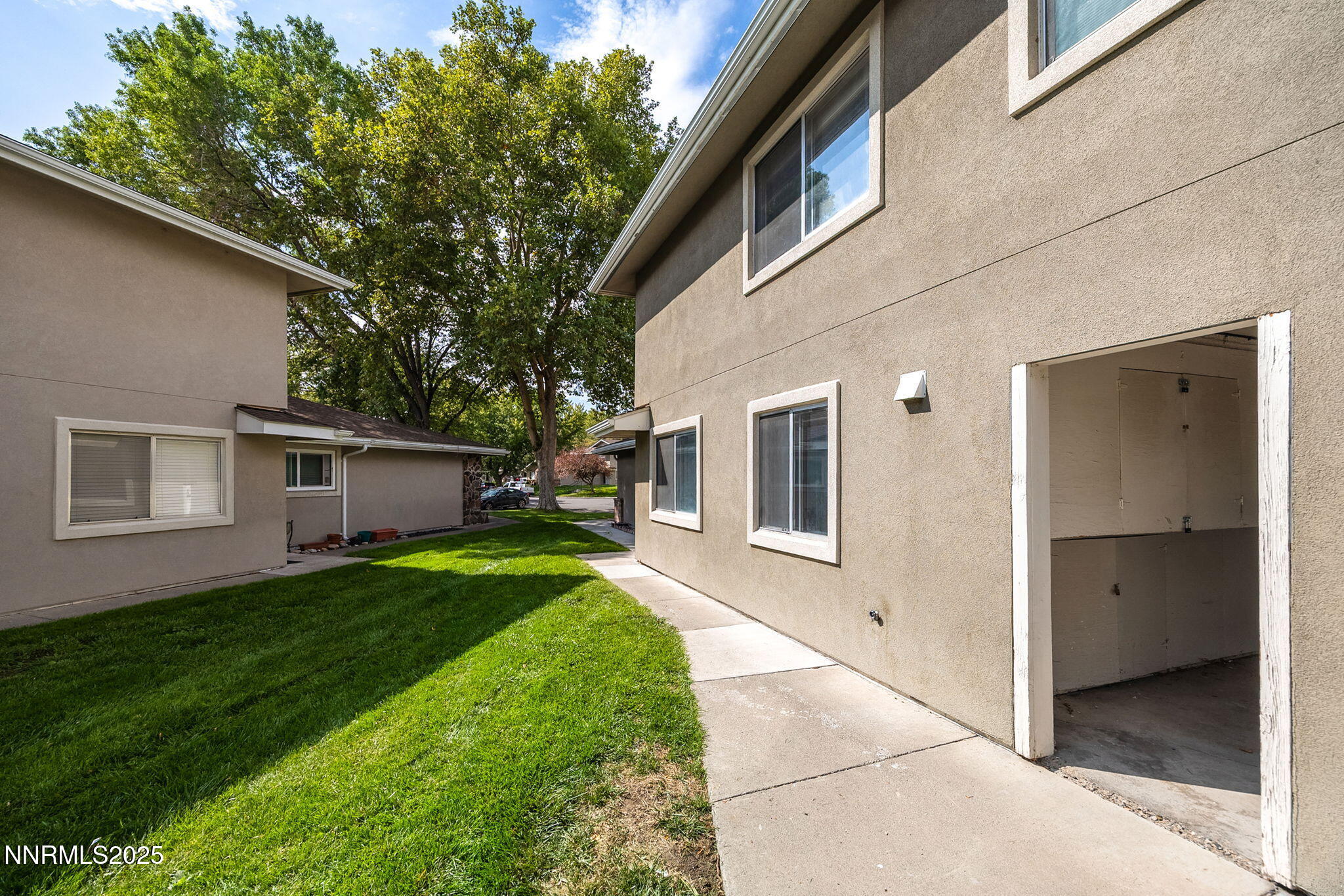 20-web-or-mls-5010 Tahiti Way-21