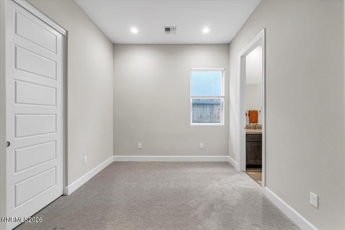 21-12921 Sapphire Point Dr Reno NV 89521