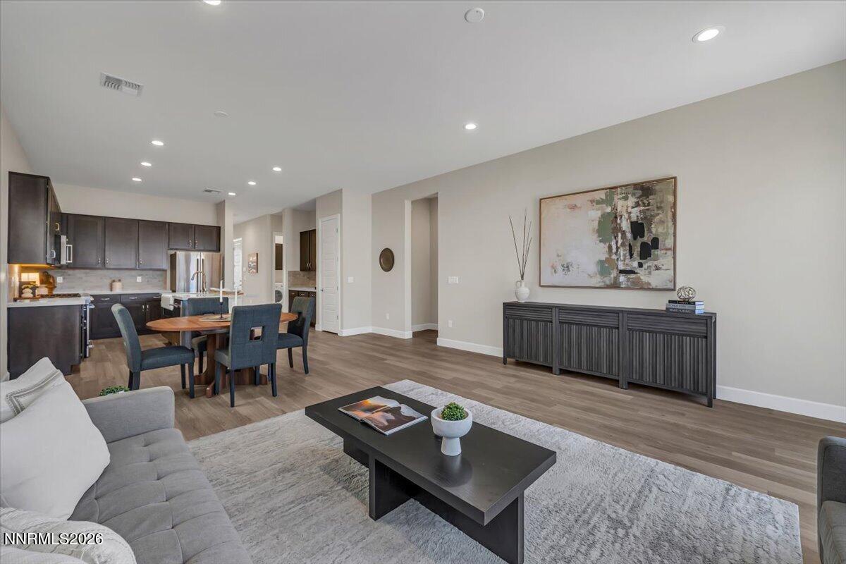 11-12921 Sapphire Point Dr Reno NV 89521