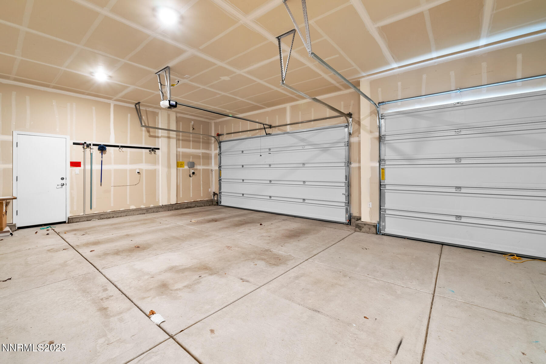 DSC02587-Edit-1800x200