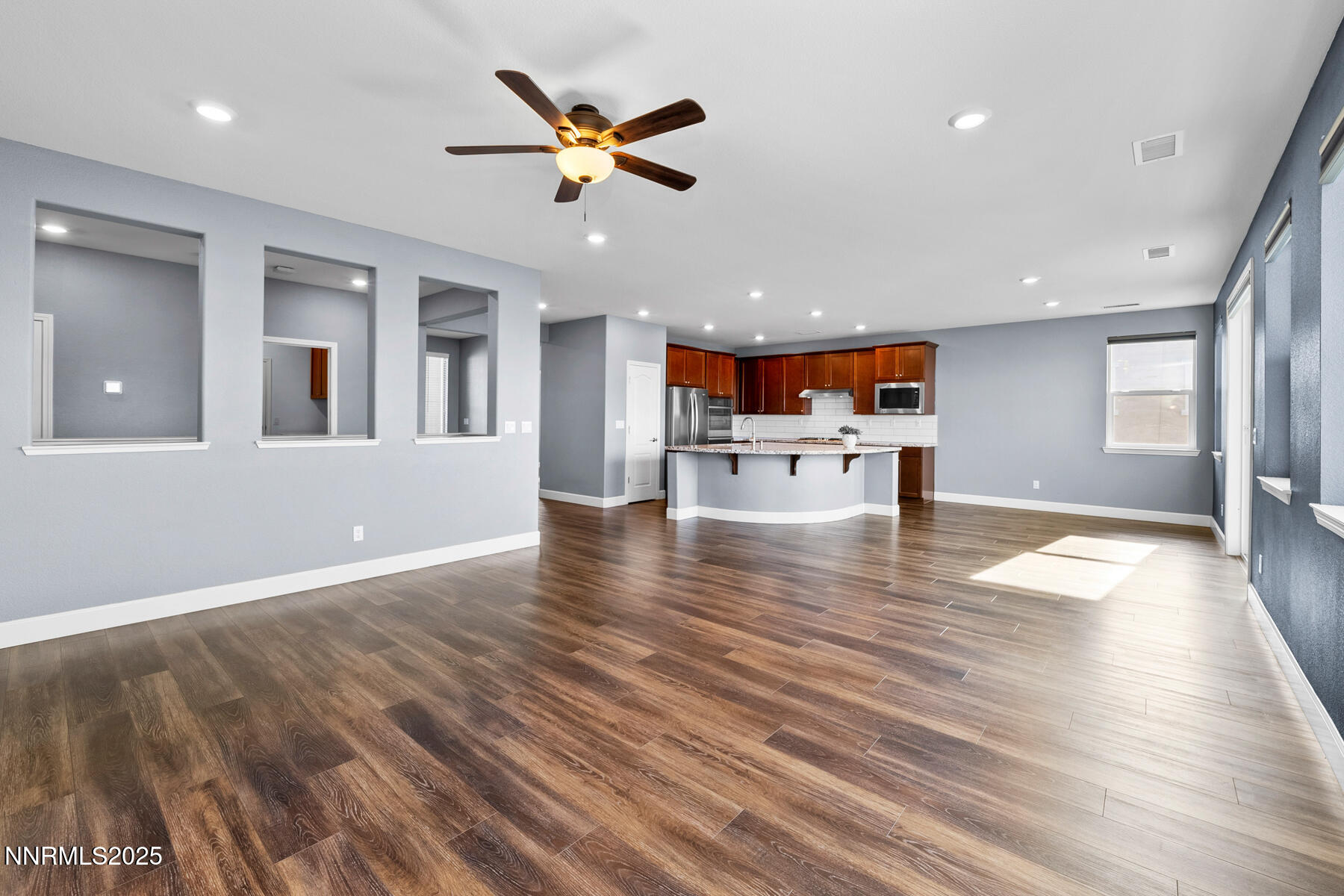 DSC02532-Edit-1800x200