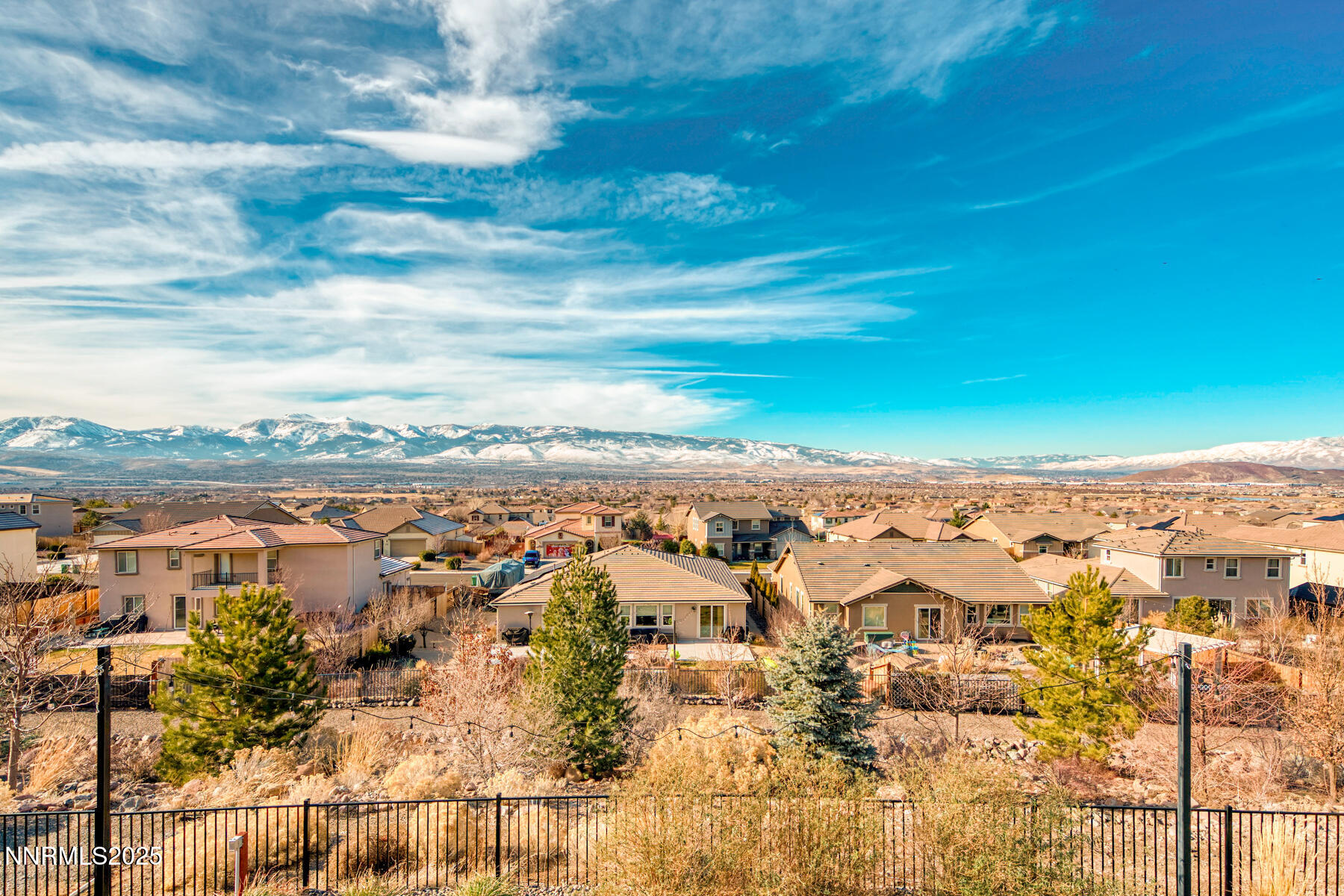 DSC02366-Edit-1800x200