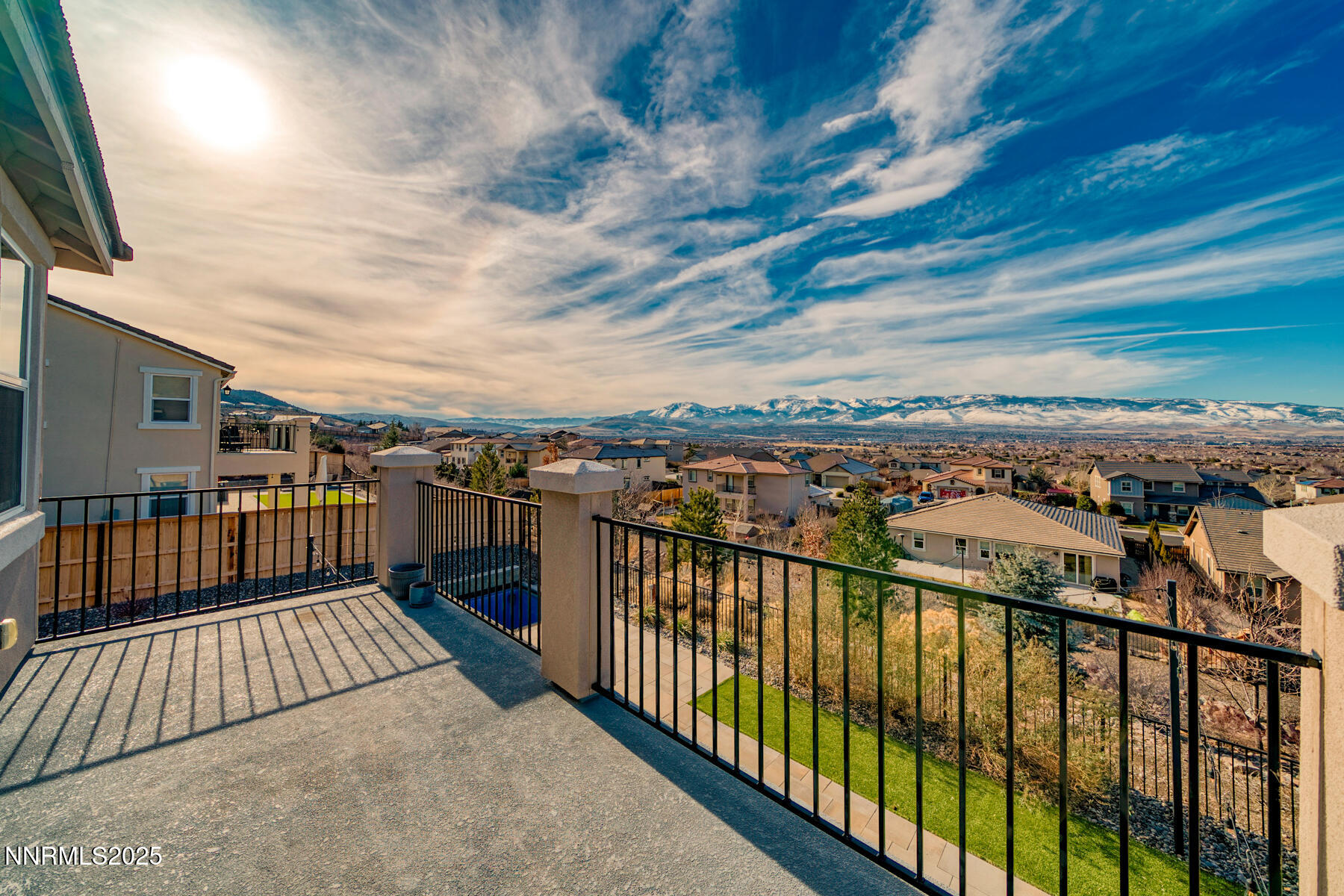 DSC02381-Edit-1800x200