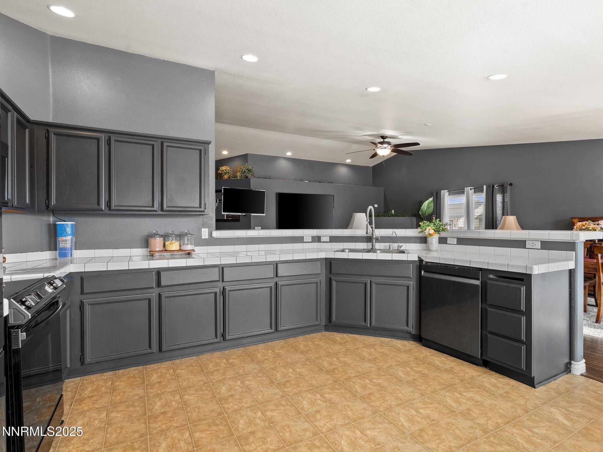 2187 Snow Drift Rd-119