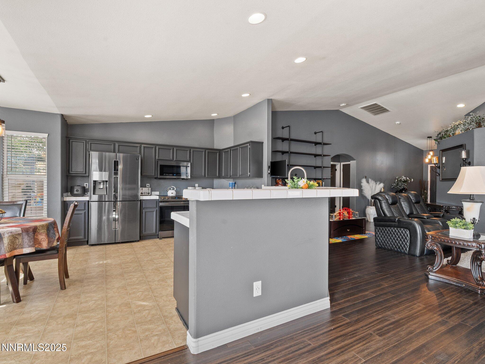 2187 Snow Drift Rd-114