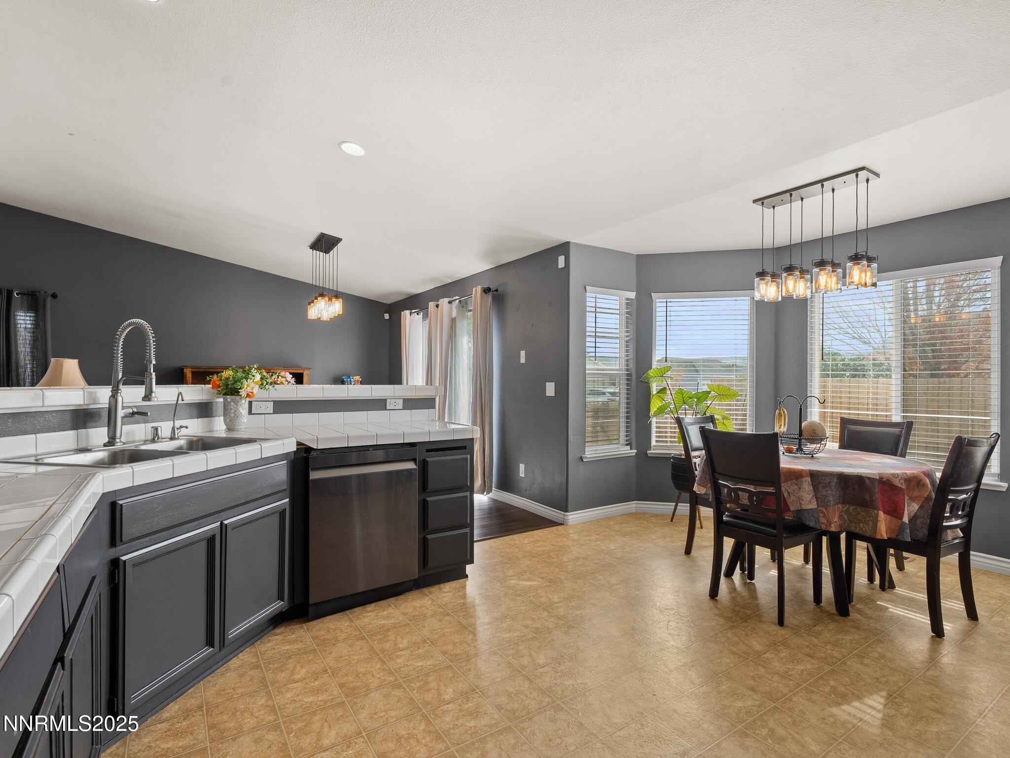 2187 Snow Drift Rd-118