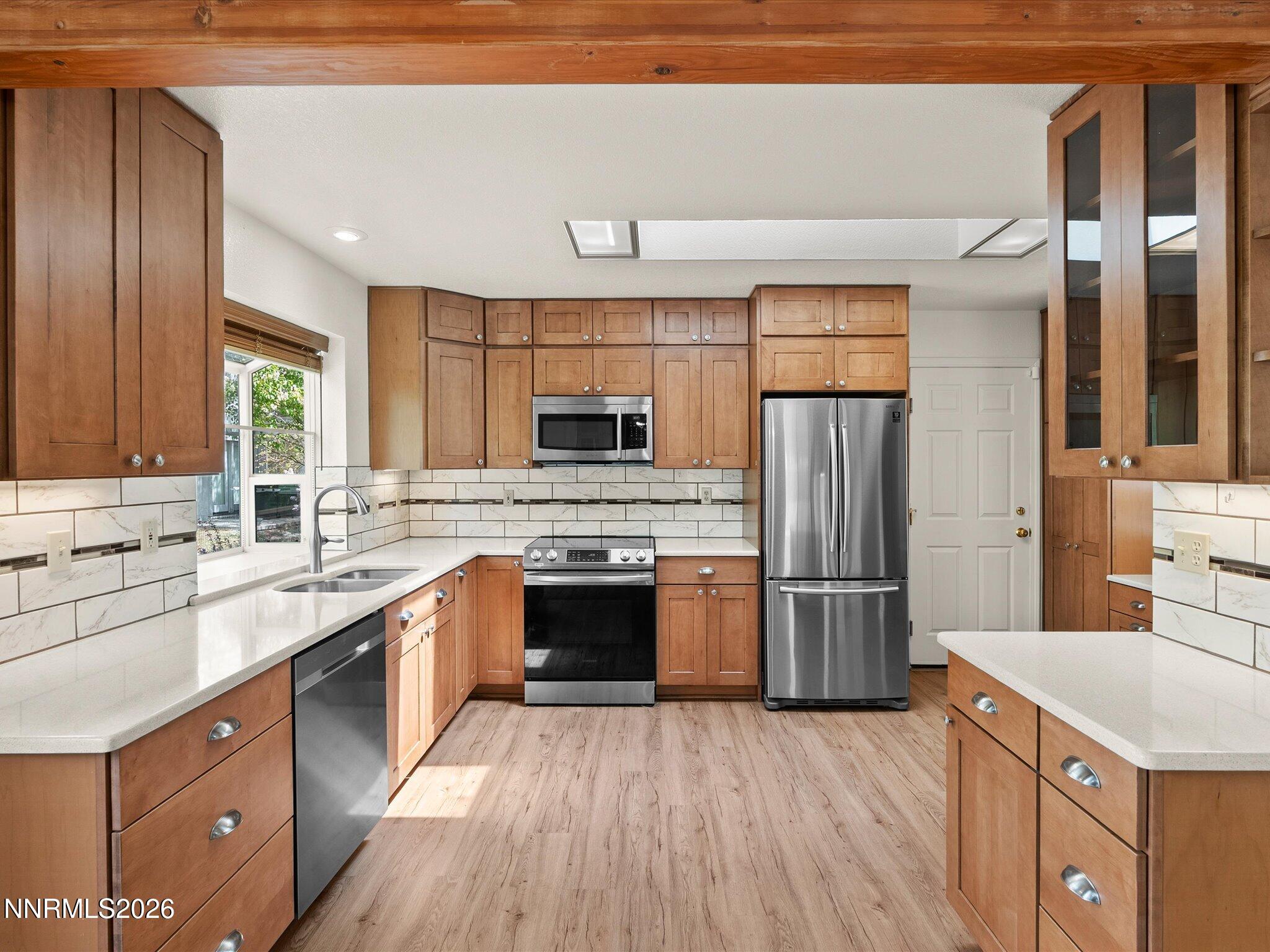 1000 Thompson Street