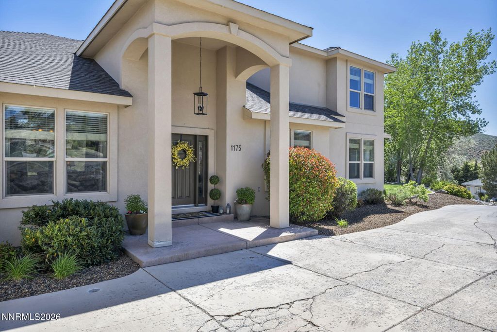 Photo of 1175 Camballeria Drive, Carson City, NV 89701 (MLS # 260006261)