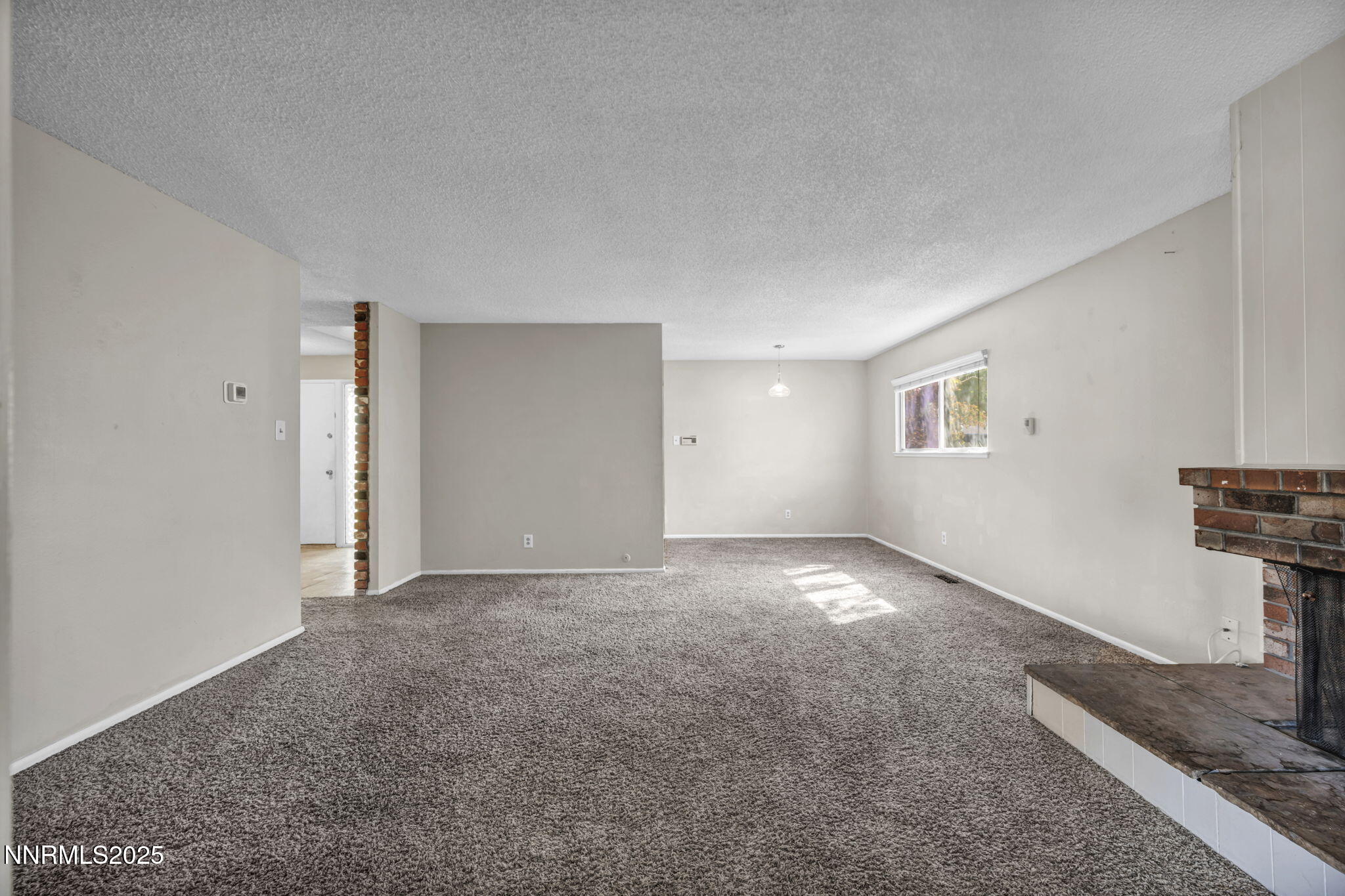 33-web-or-mls-3235-bryan-st