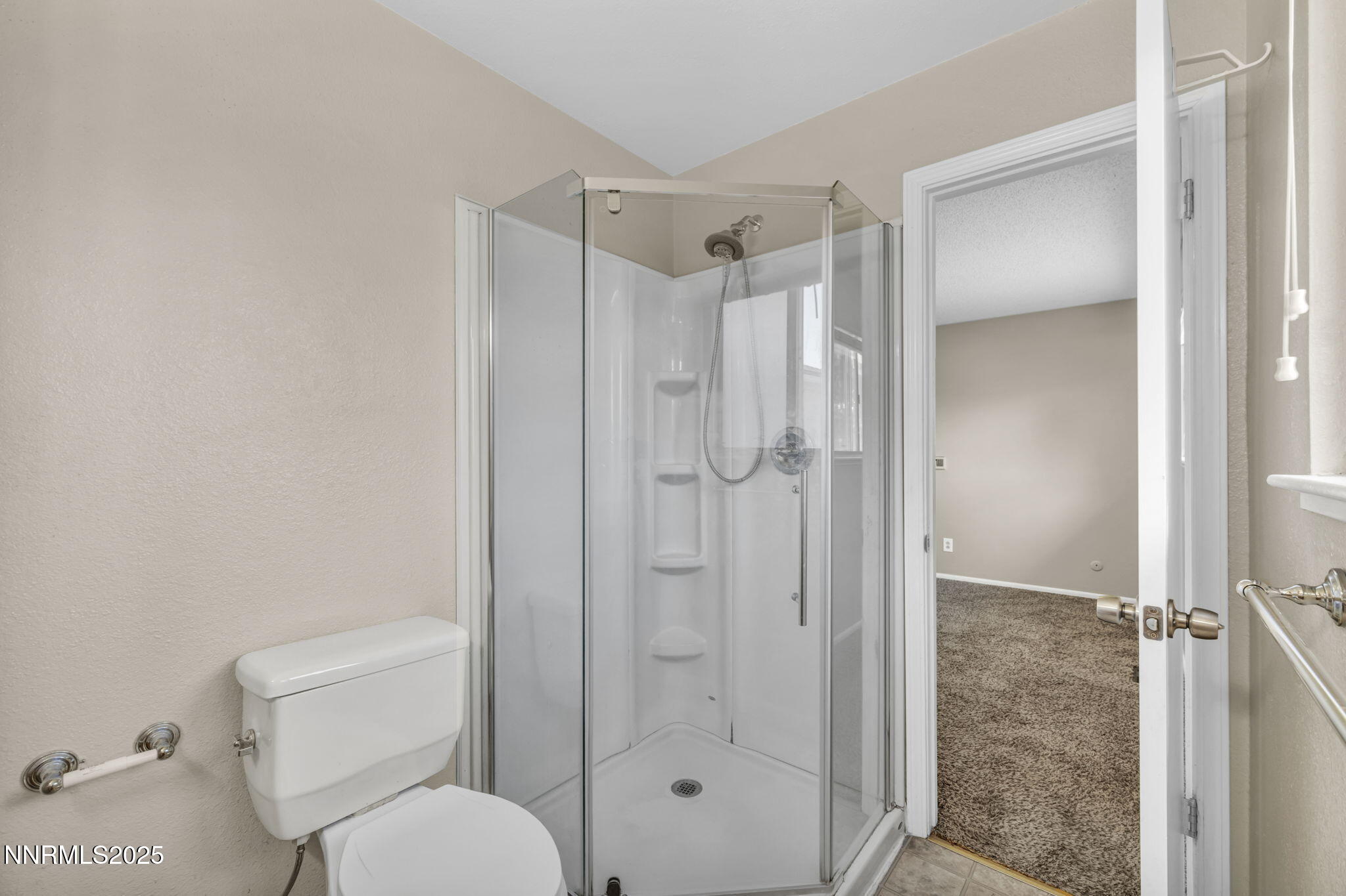 52-web-or-mls-3235-bryan-st