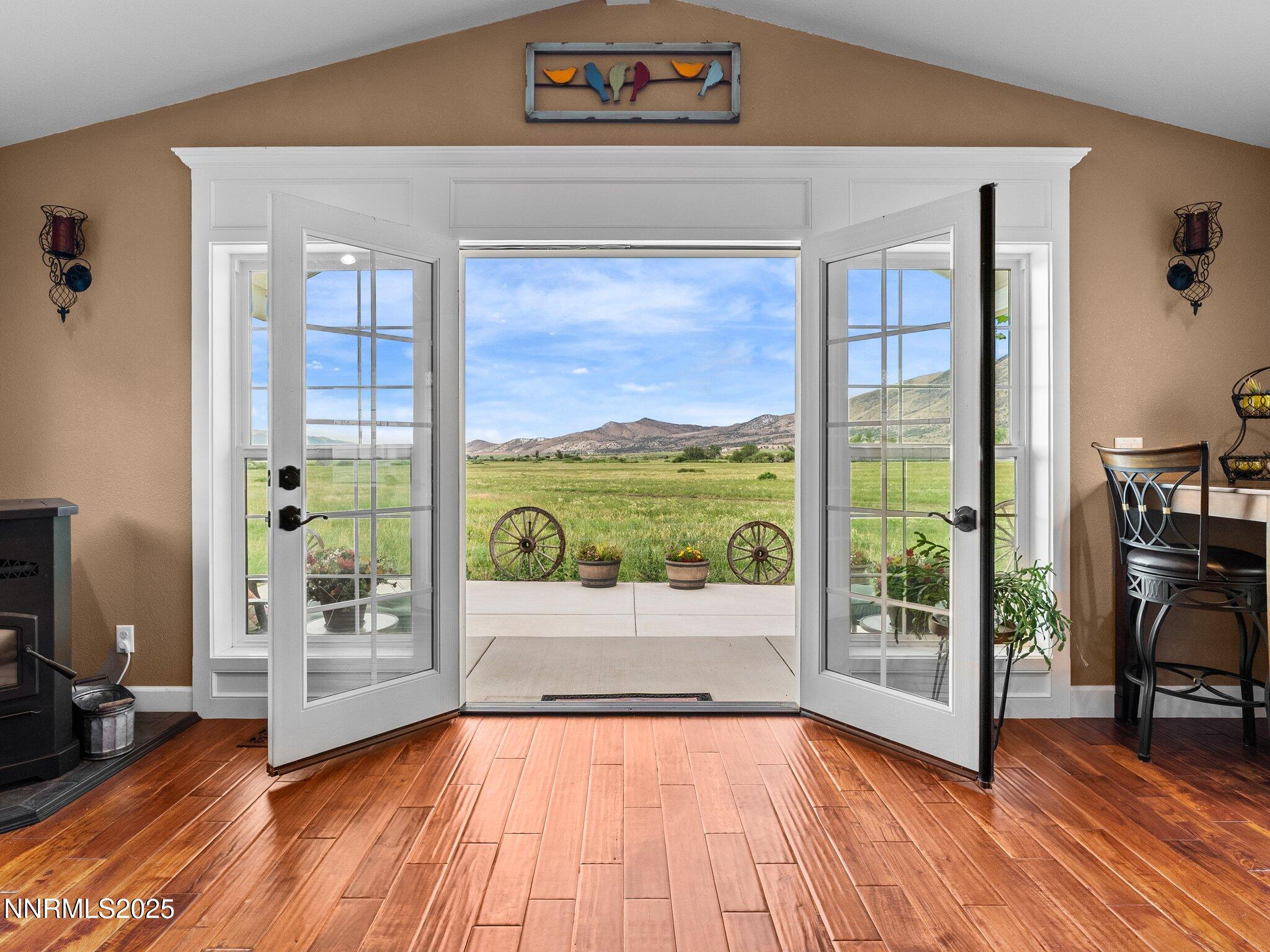 Coleville, California 96107, United States, 4 Bedrooms Bedrooms, ,3 BathroomsBathrooms,Residential,Active,180783