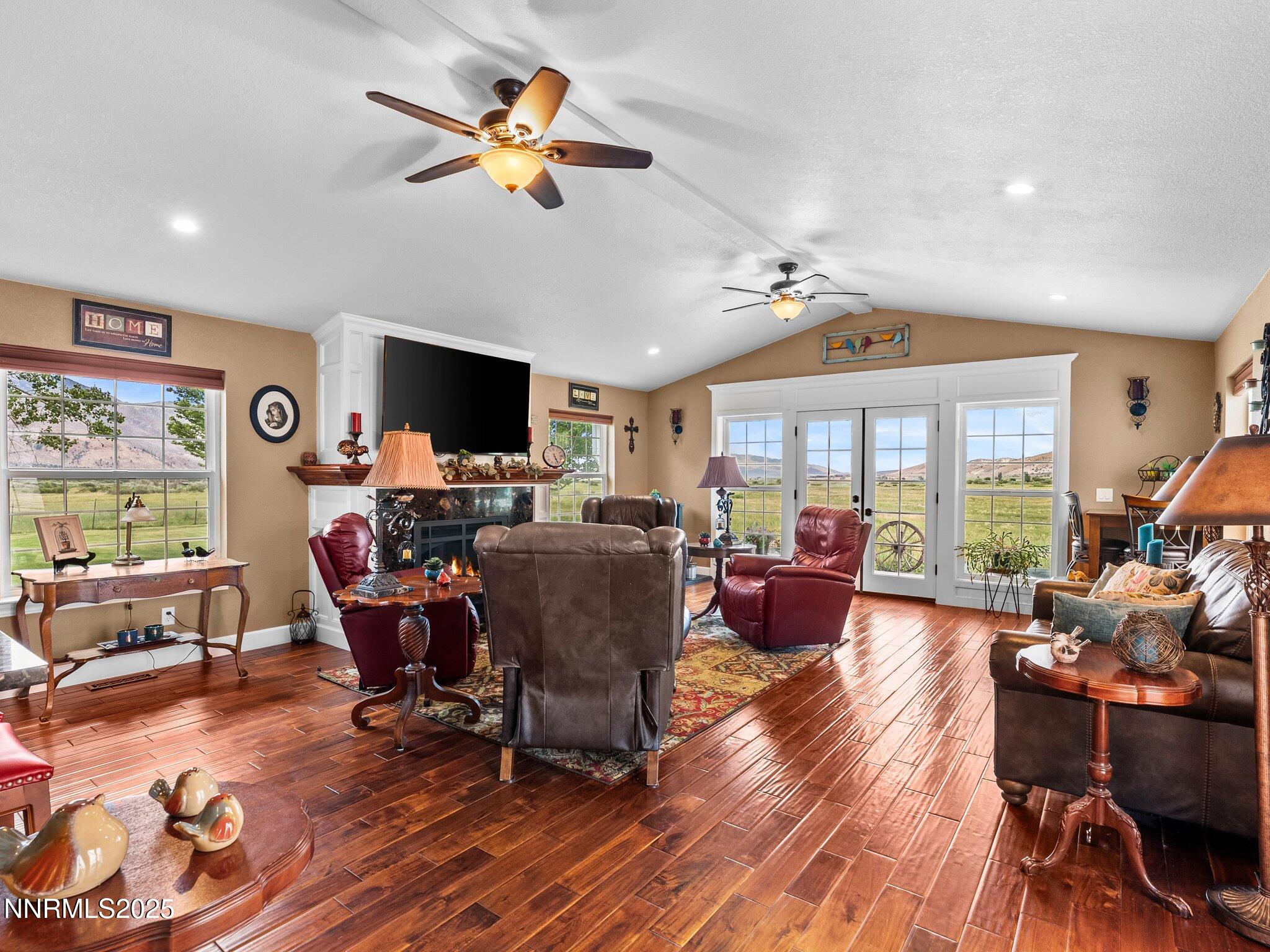 Coleville, California 96107, United States, 4 Bedrooms Bedrooms, ,3 BathroomsBathrooms,Residential,Active,180783