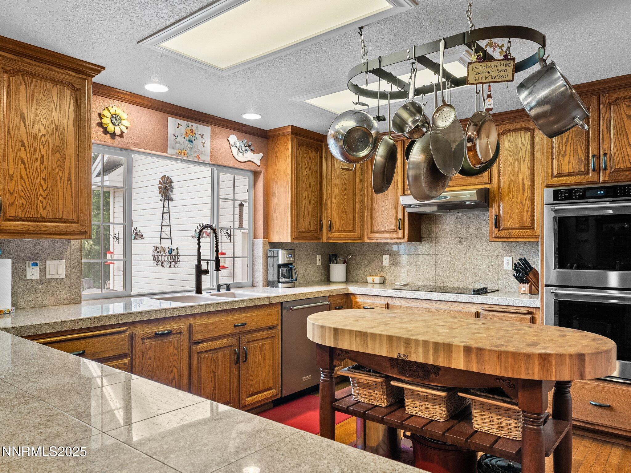 Coleville, California 96107, United States, 4 Bedrooms Bedrooms, ,3 BathroomsBathrooms,Residential,Active,180783