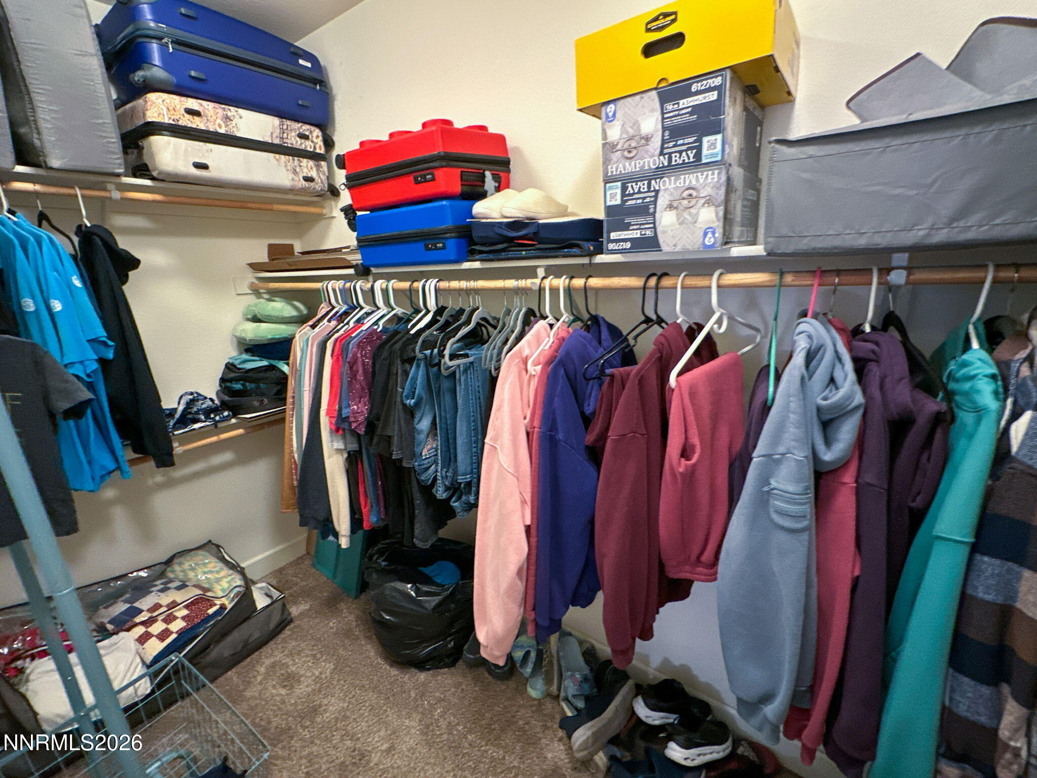 9-web-or-mls-Primary Closet
