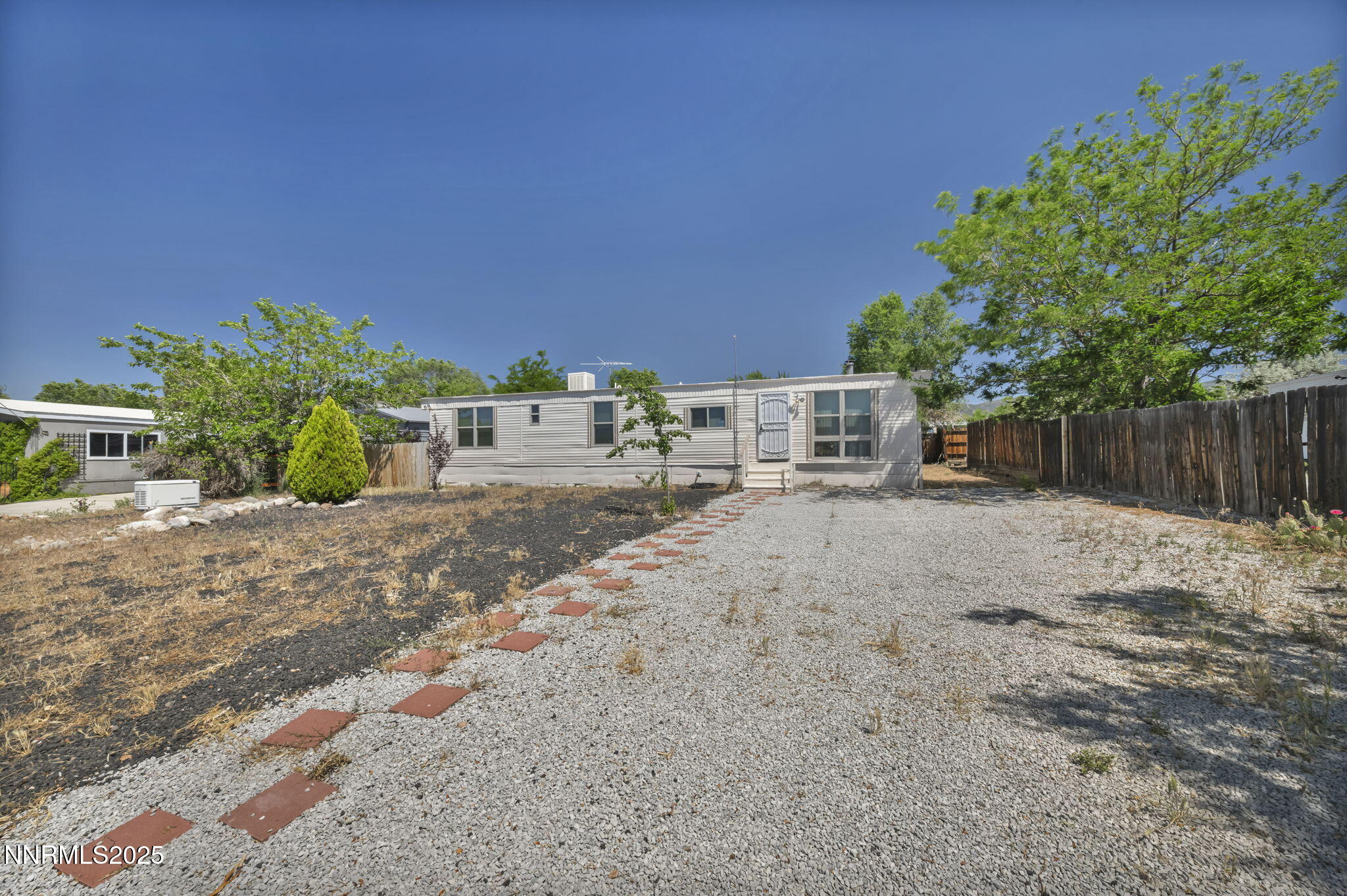 5-web-or-mls-280-pisces-cir