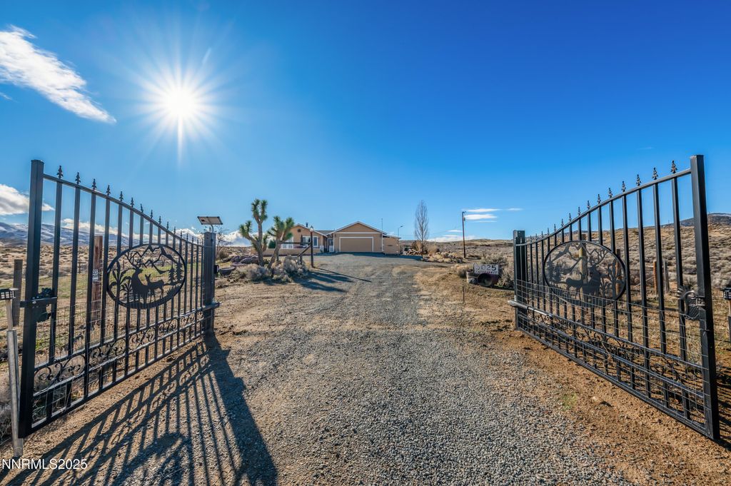 Photo of 5025 Jackrabbit Road, Reno, NV 89510 (MLS # 250059353)