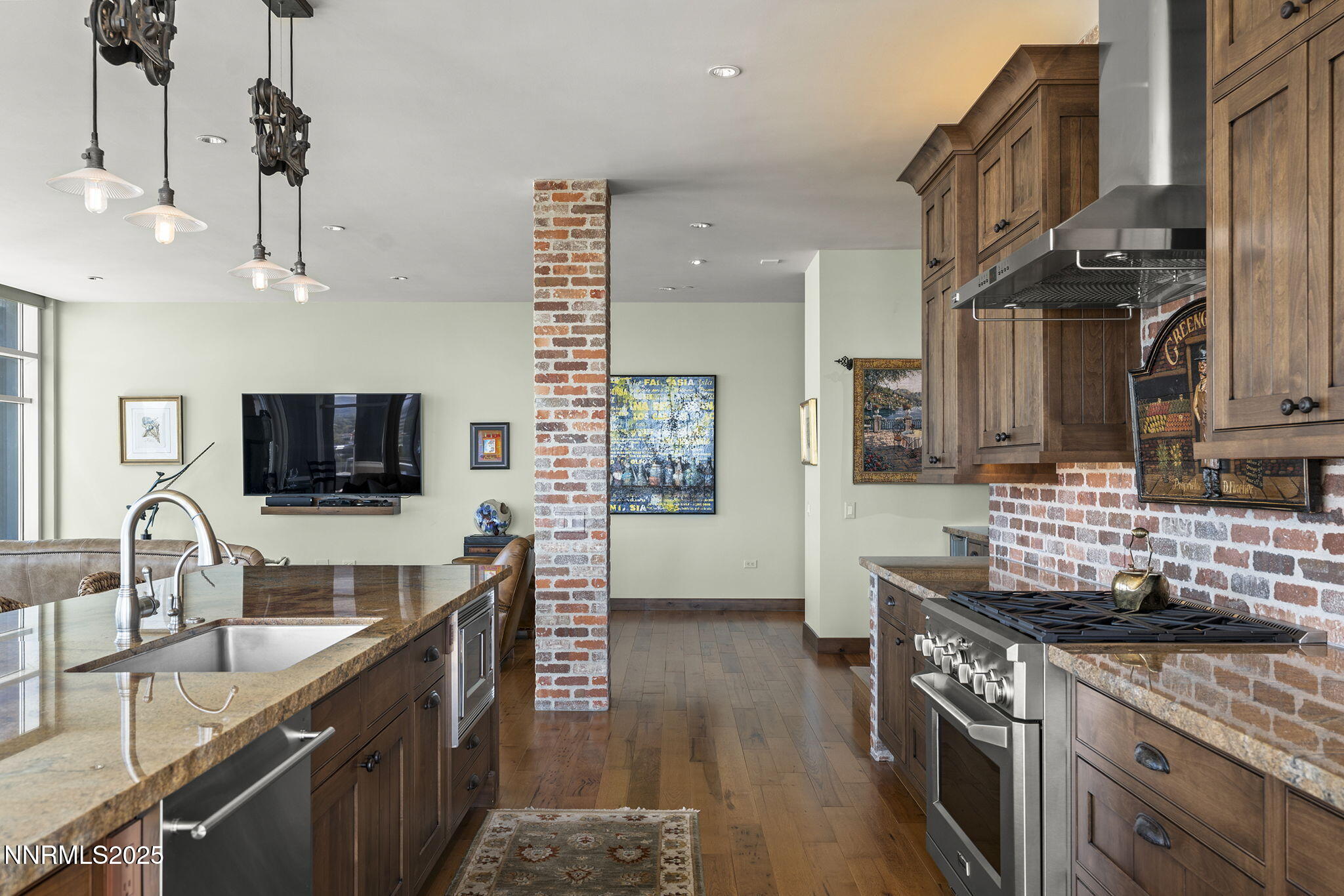 16-web-or-mls-_DSC2963