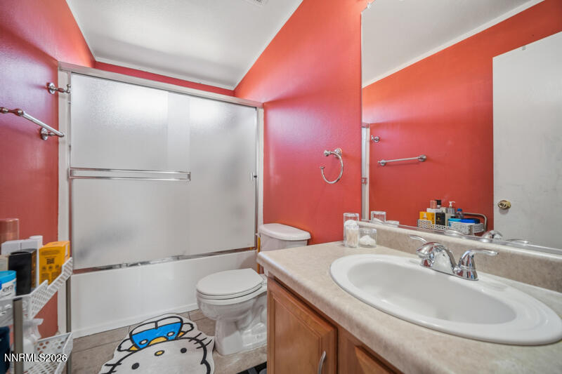 8740 Winding Creek Drive (16 of 24)