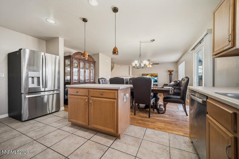 8740 Winding Creek Drive (12 of 24)