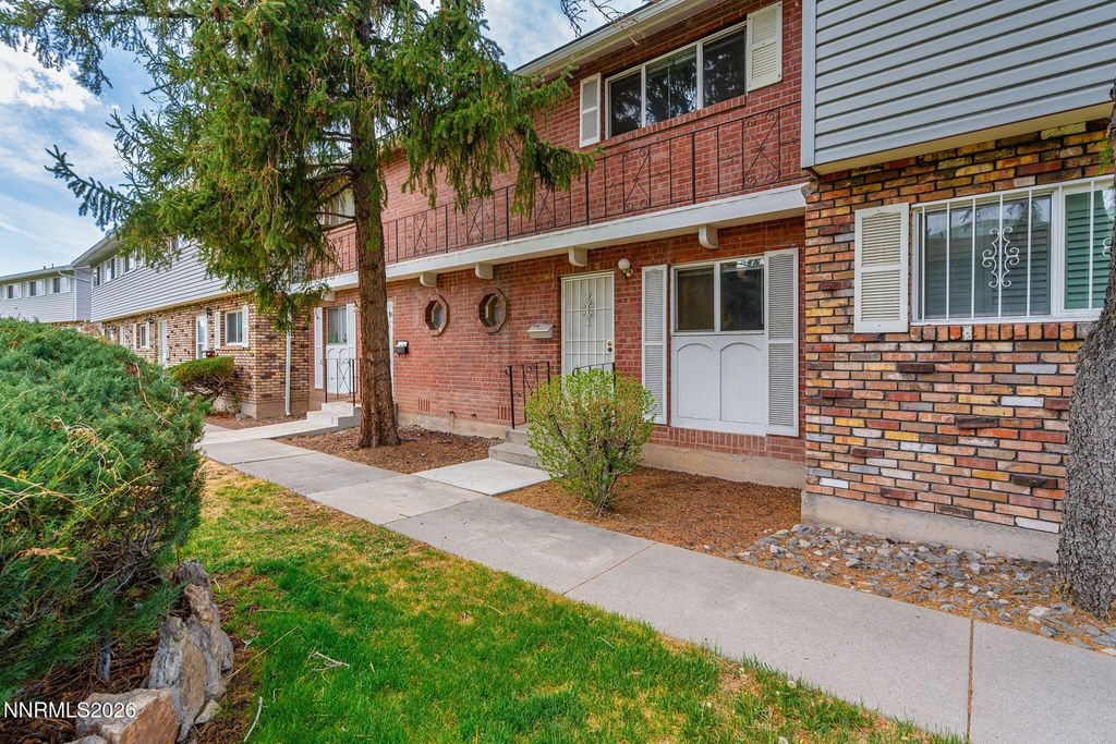 Photo of 28 Smithridge Park, Reno, NV 89502 (MLS # 260001194)