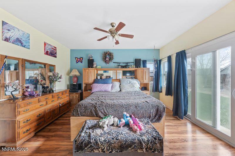 Canary - master bedroom