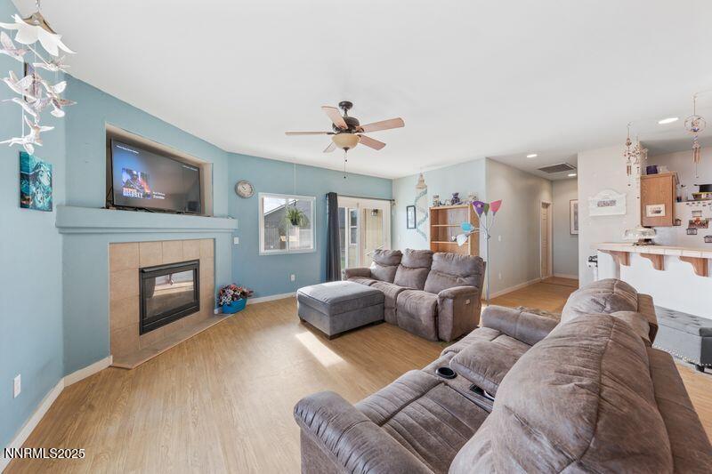 Canary - Living room