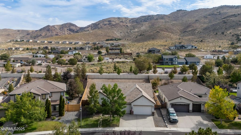 Photo of 10700 Summer Glen Drive, Reno, NV 89521 (MLS # 260001524)