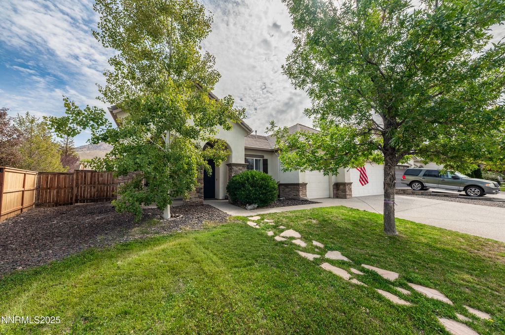 Photo of 10700 Summer Glen Drive, Reno, NV 89521 (MLS # 260001524)