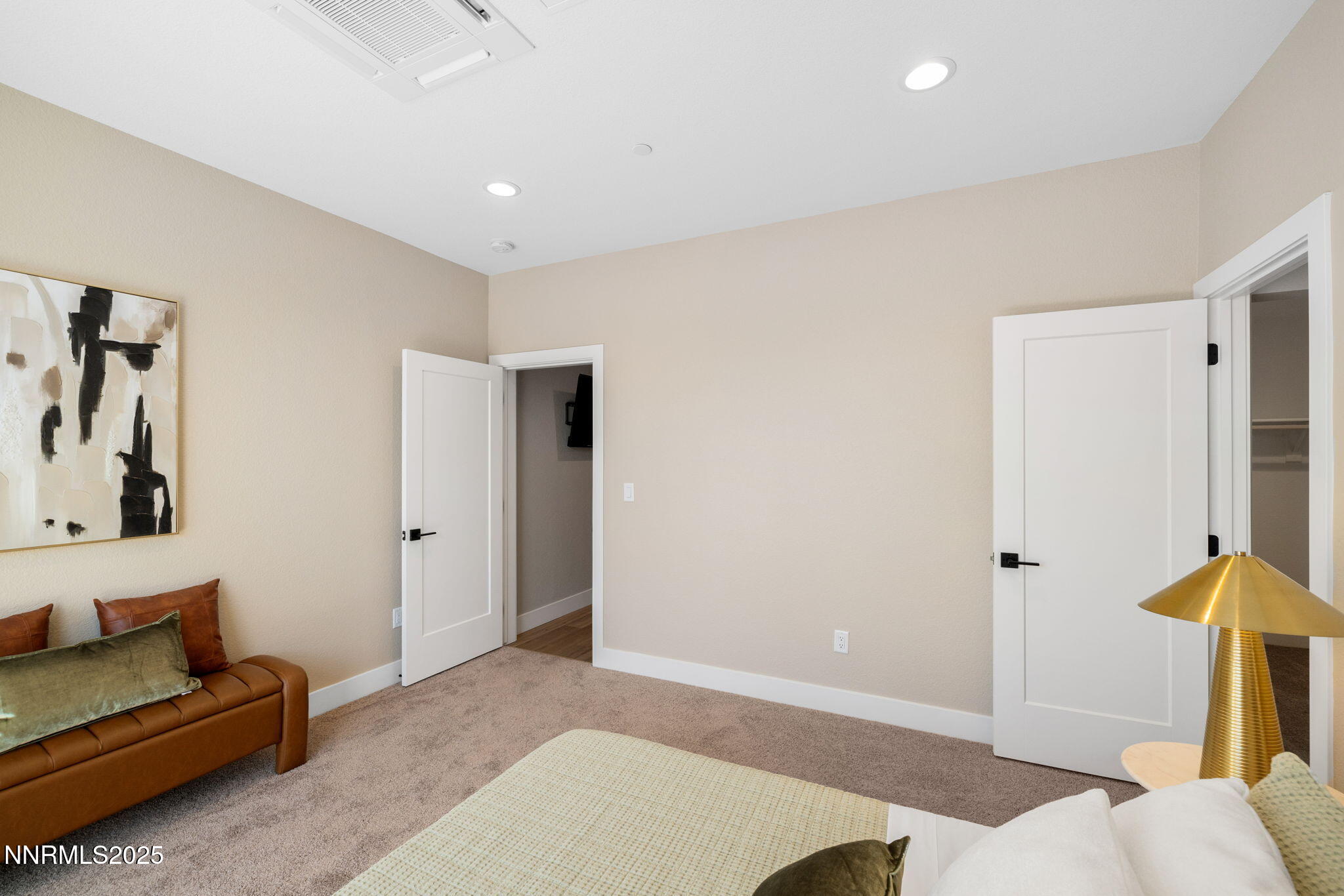 3-web-or-mls-18 on Lakeside 3 bed-4