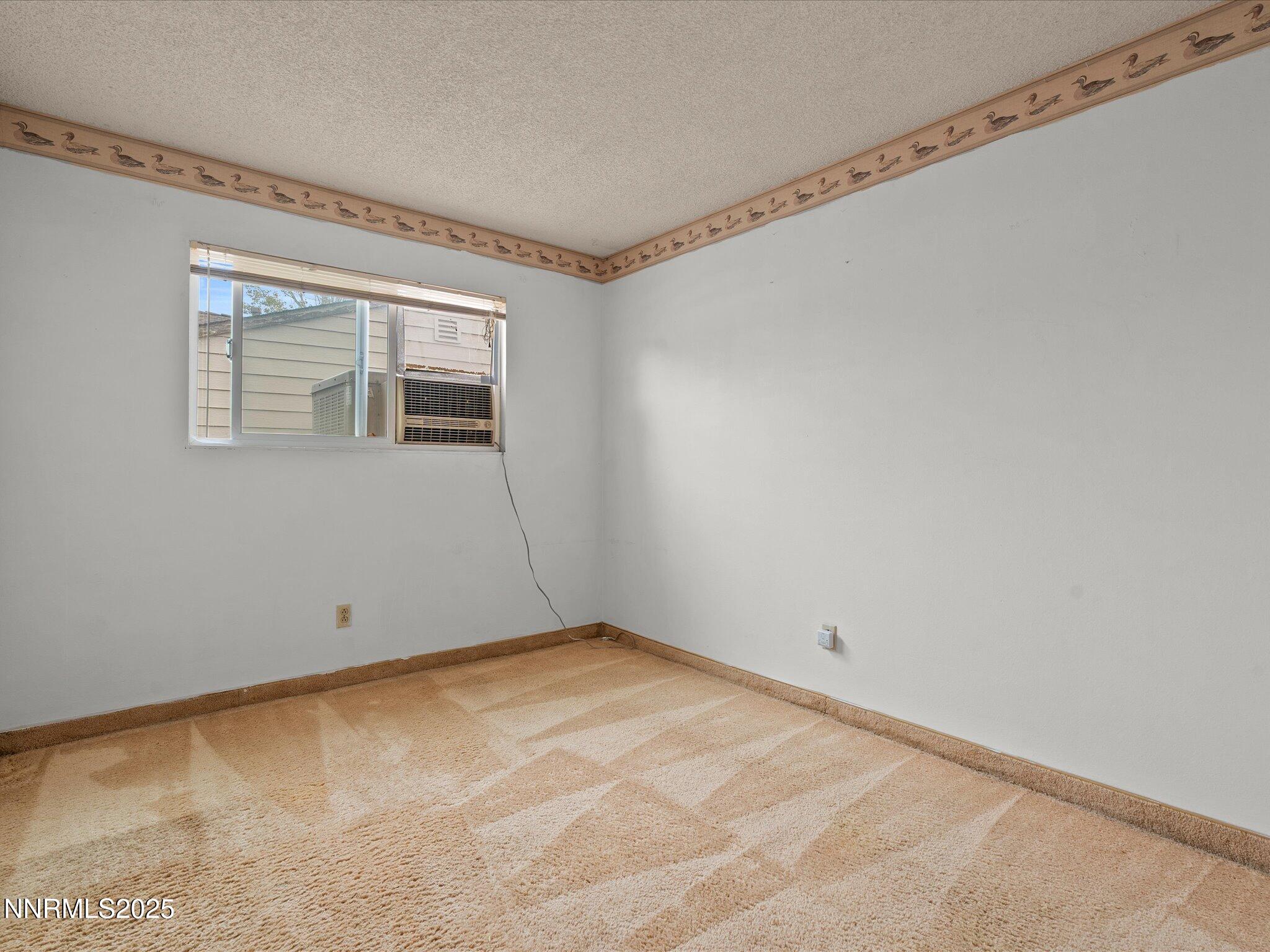 12-7580 Yorkshire Dr-111