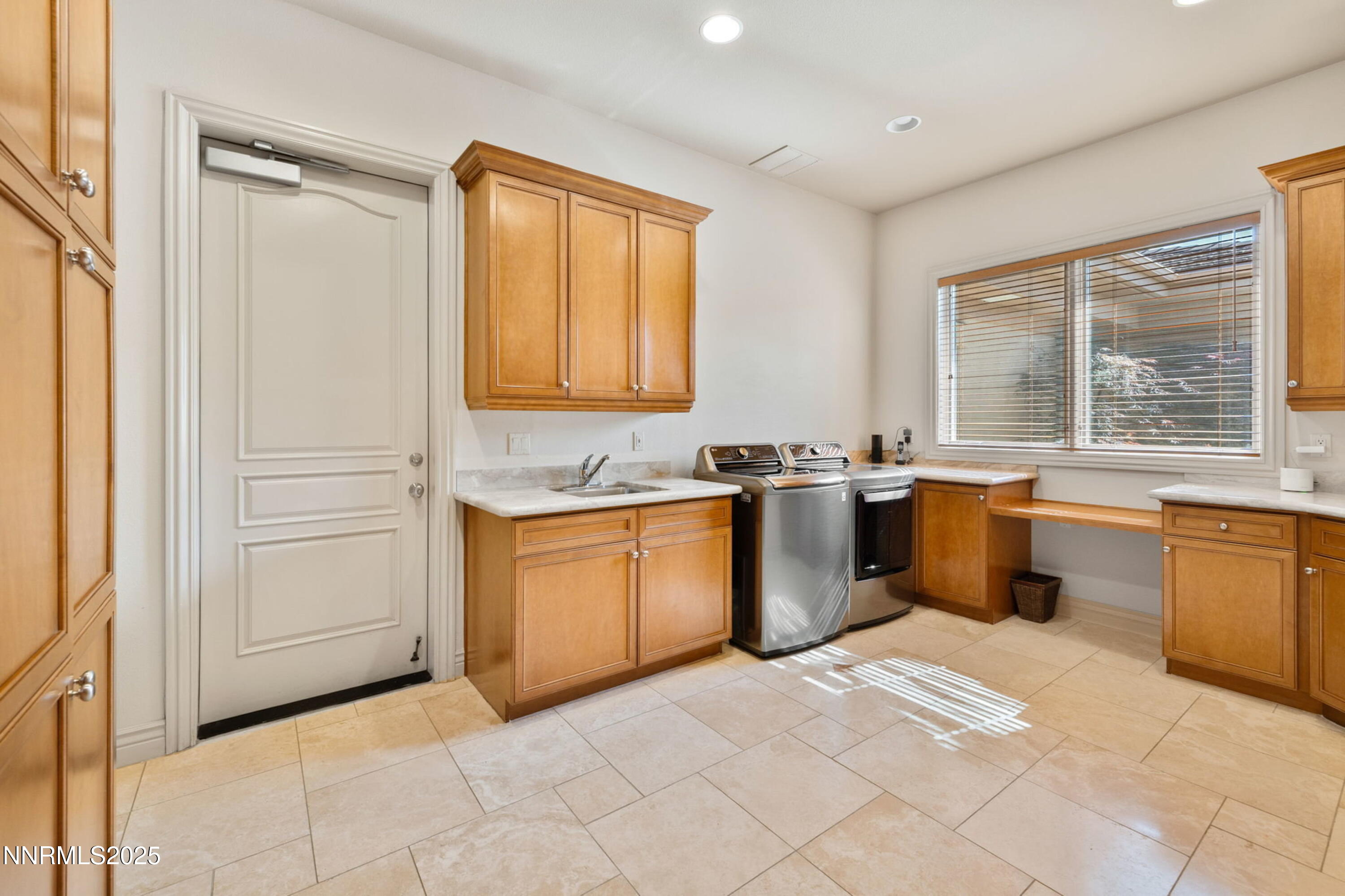 033_28-web-or-mls-3387_nambe-20_229