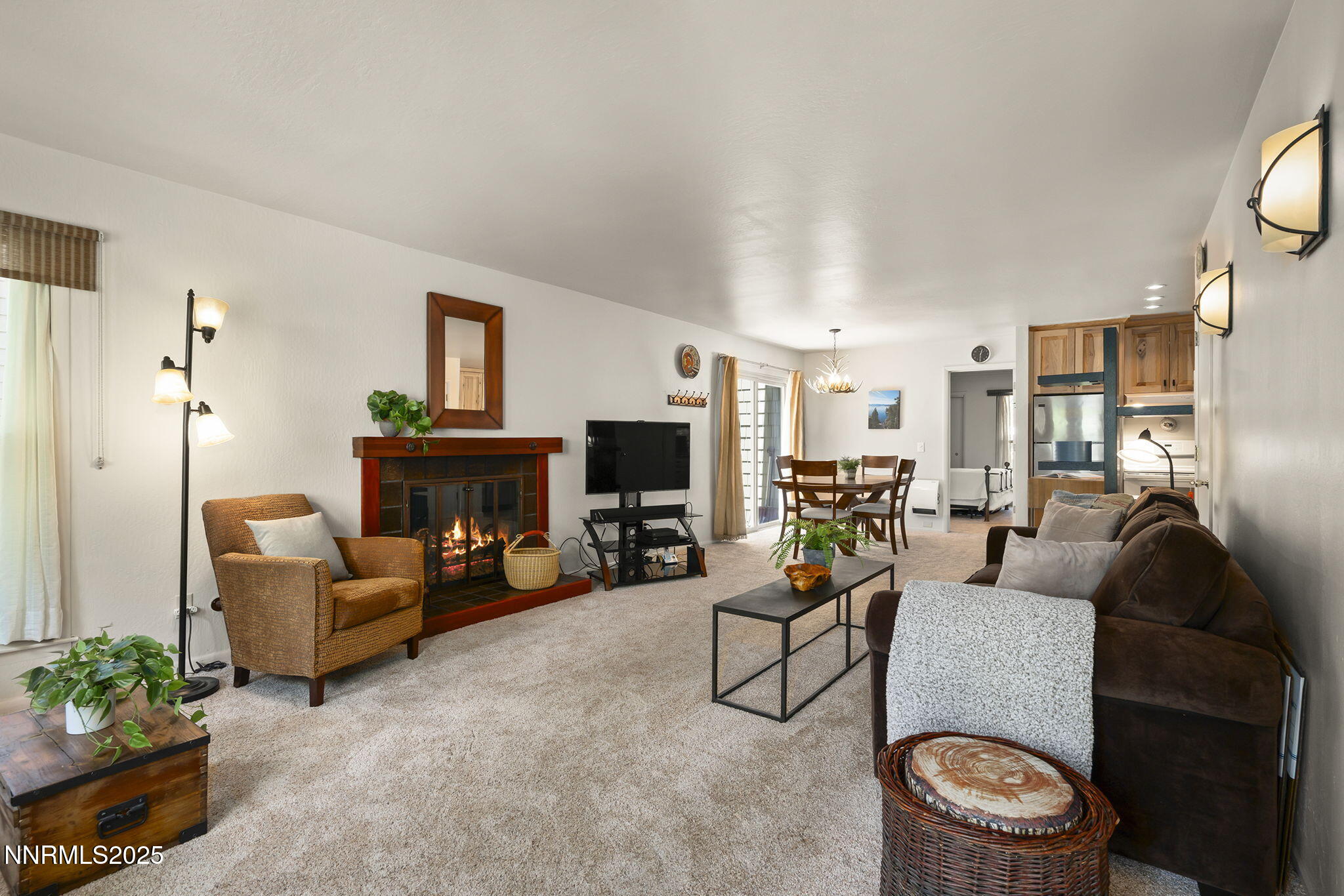 5-web-or-mls-A7409899