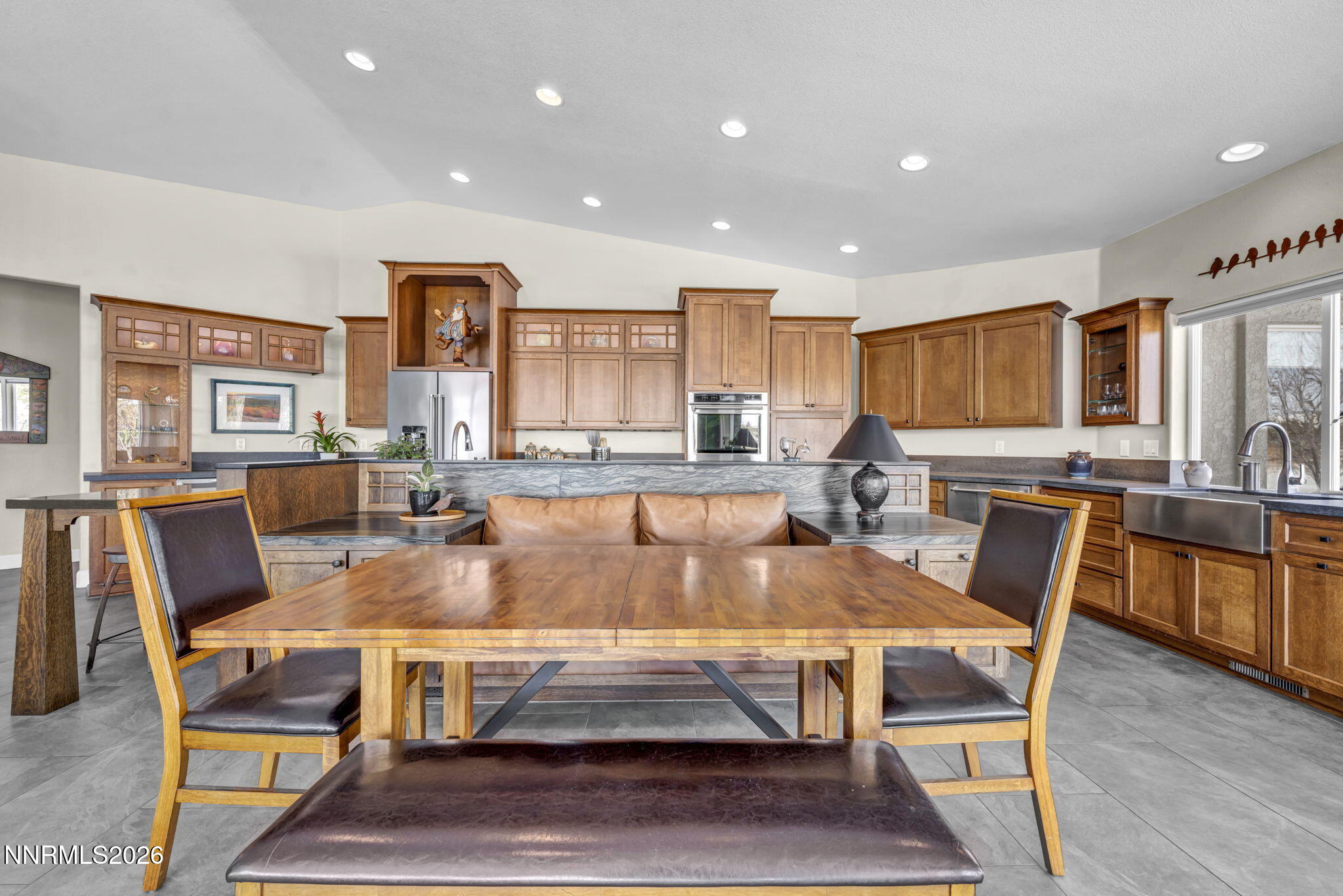 70-web-or-mls-14255-black-eagle-ct