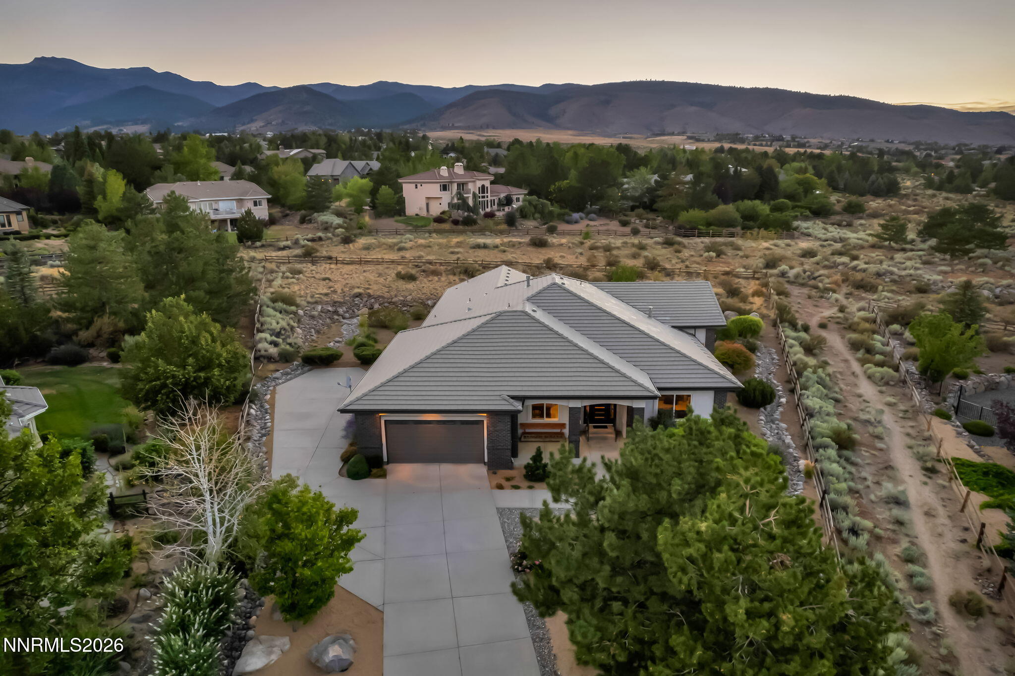 34-web-or-mls-14255-black-eagle-ct