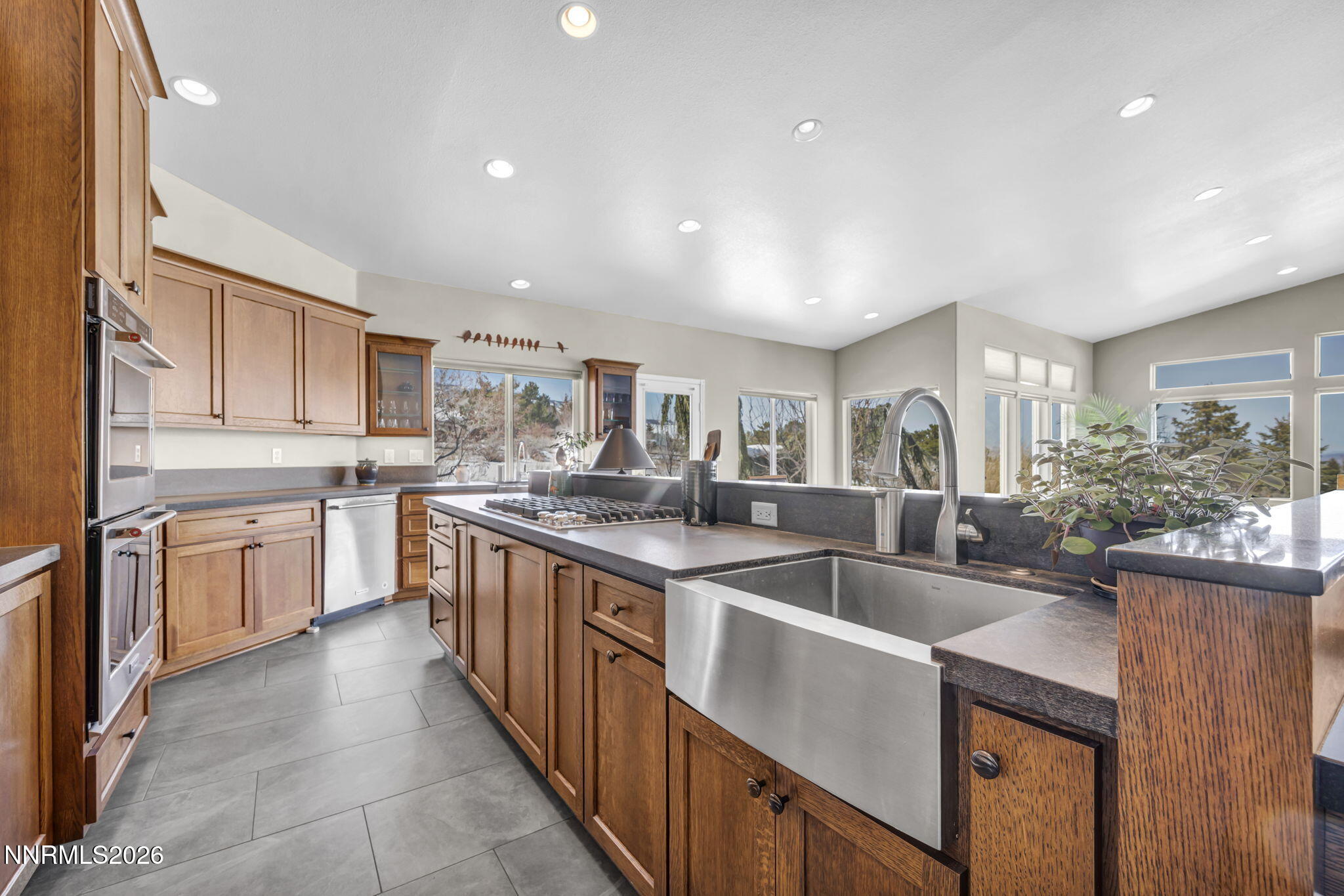 54-web-or-mls-14255-black-eagle-ct