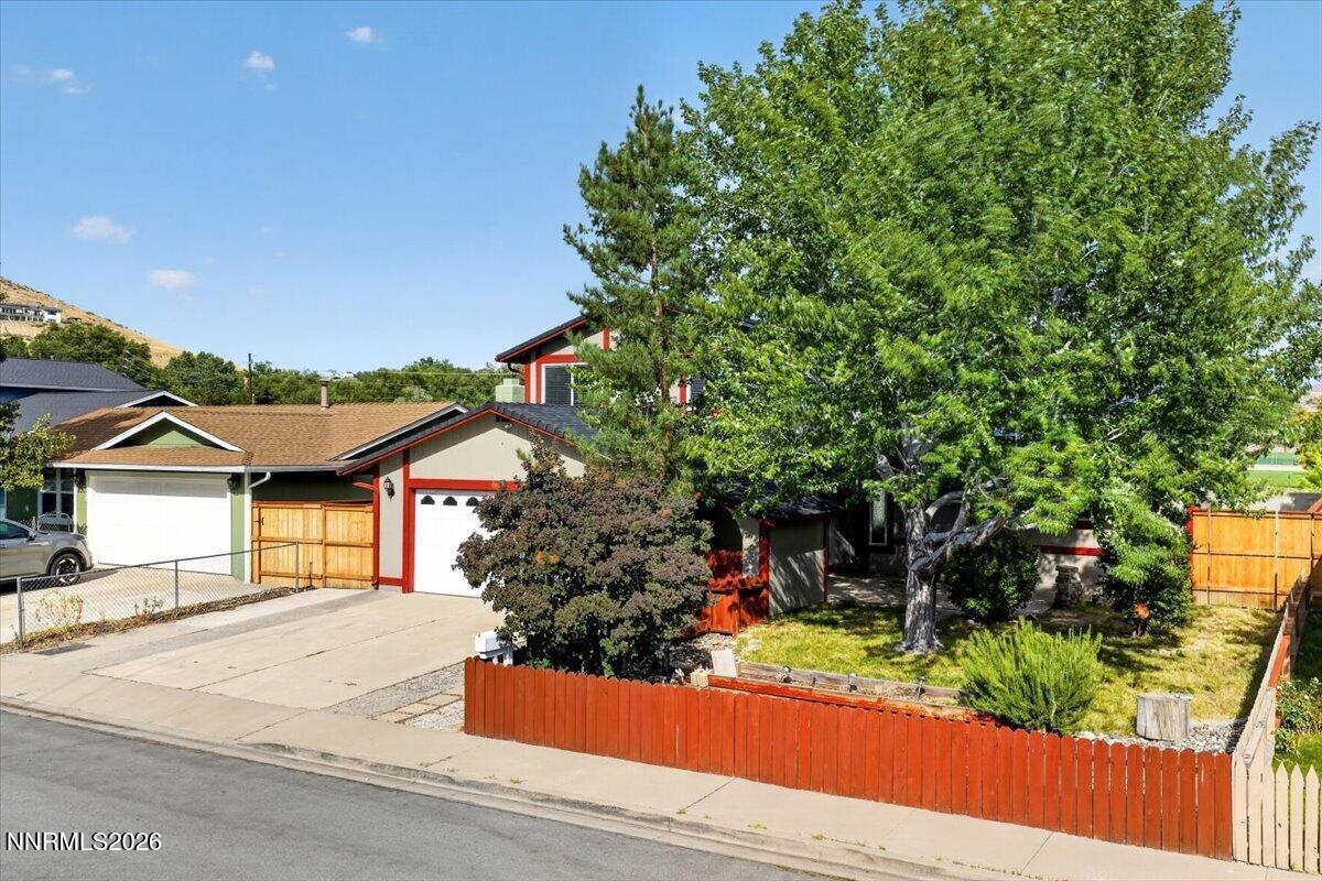 1903 Pinewood Drive