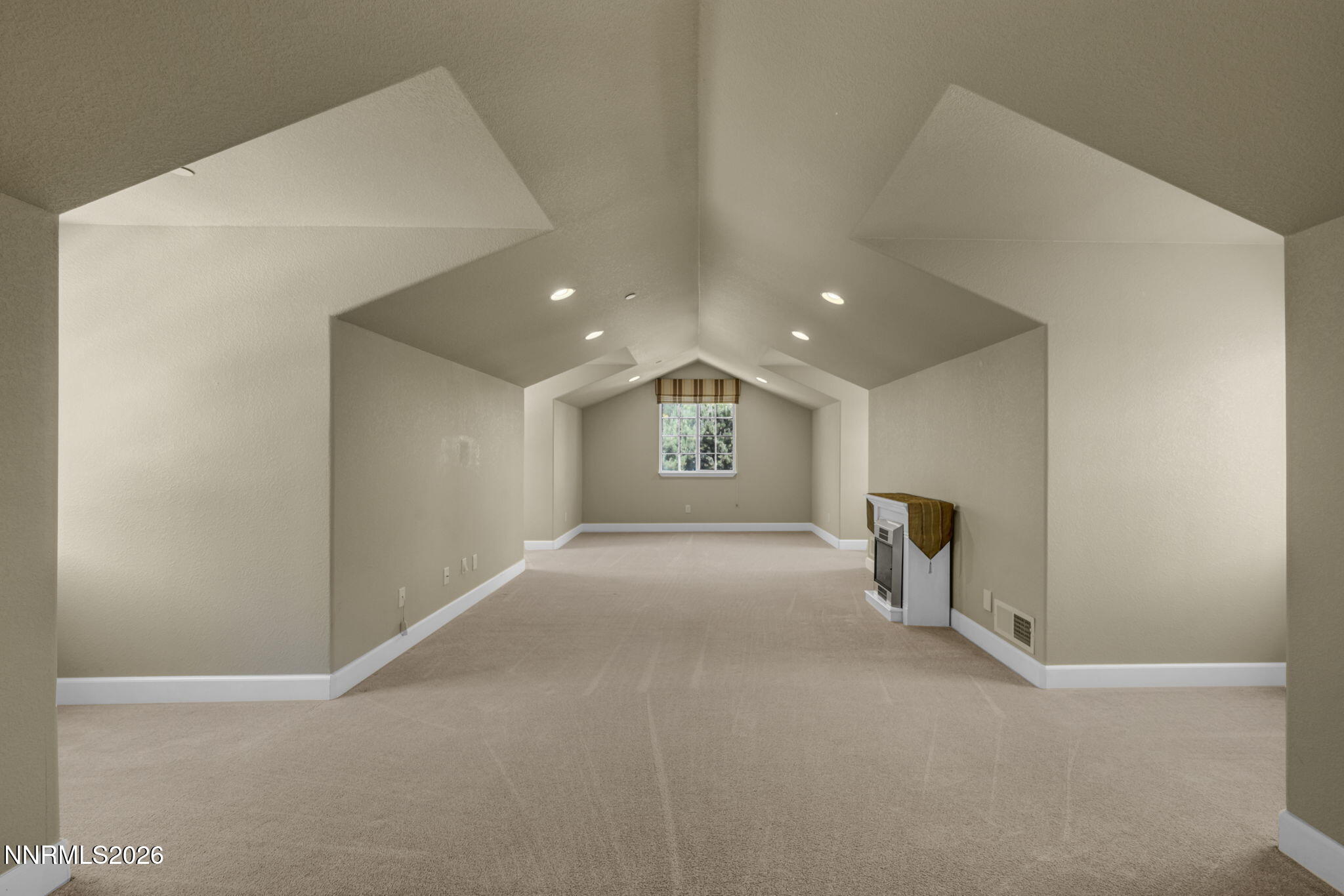 117-web-or-mls-202-taylor-creek-rd