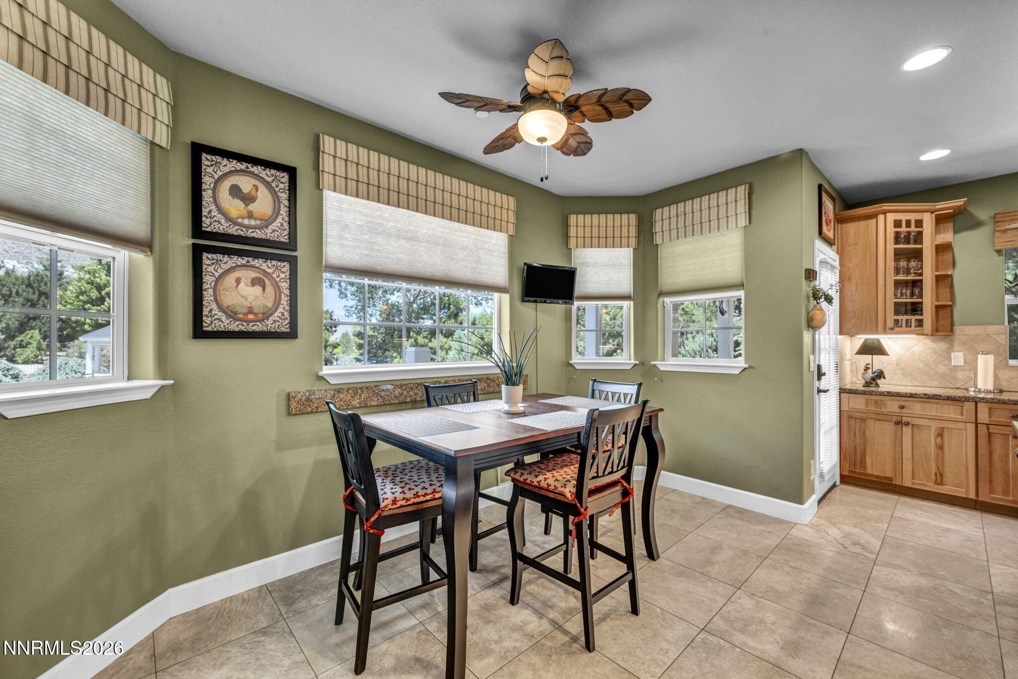 94-web-or-mls-202-taylor-creek-rd