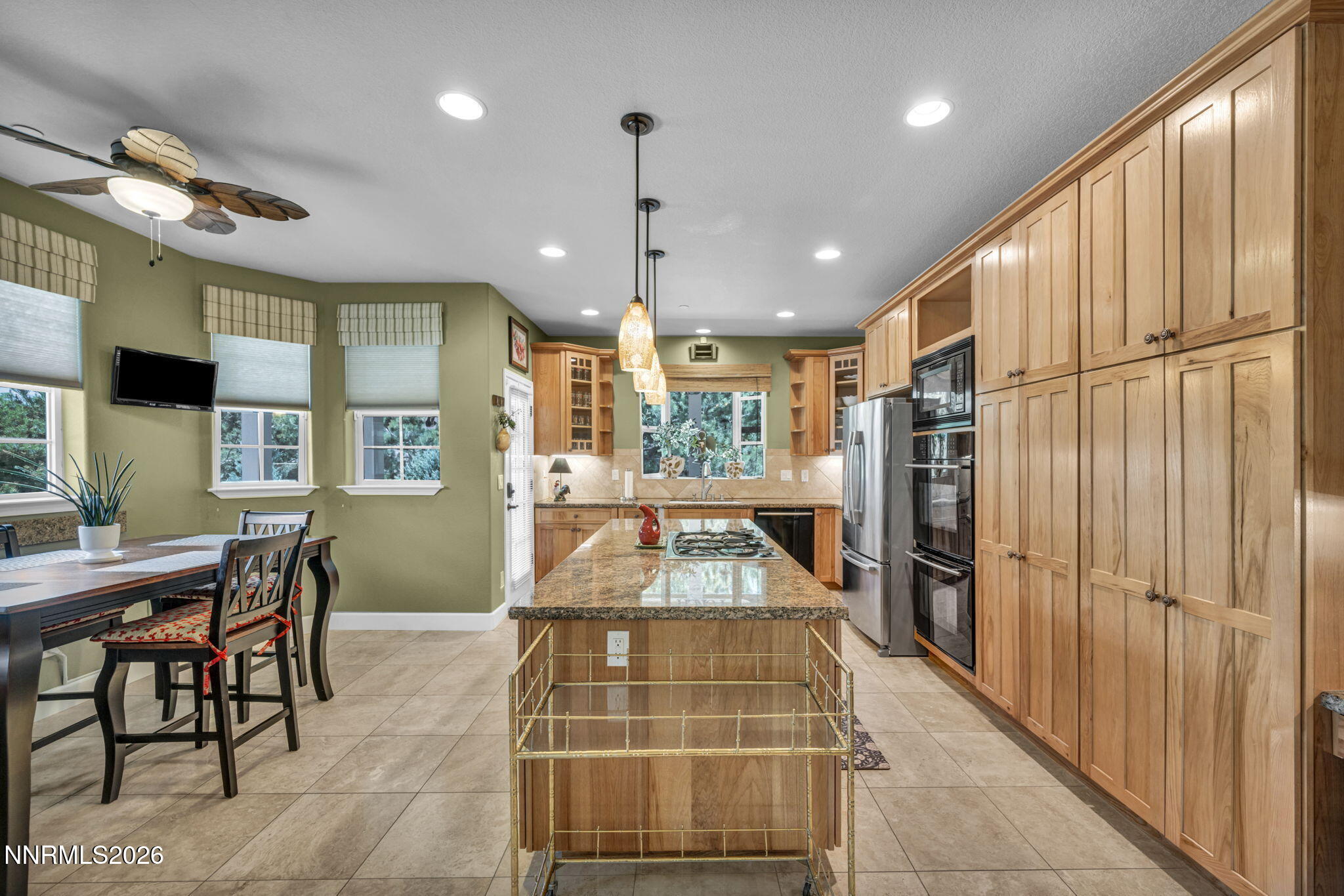 98-web-or-mls-202-taylor-creek-rd
