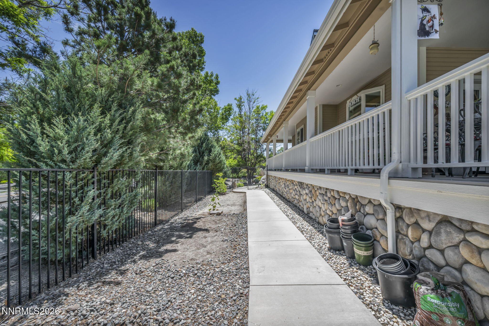 29-web-or-mls-202-taylor-creek-rd