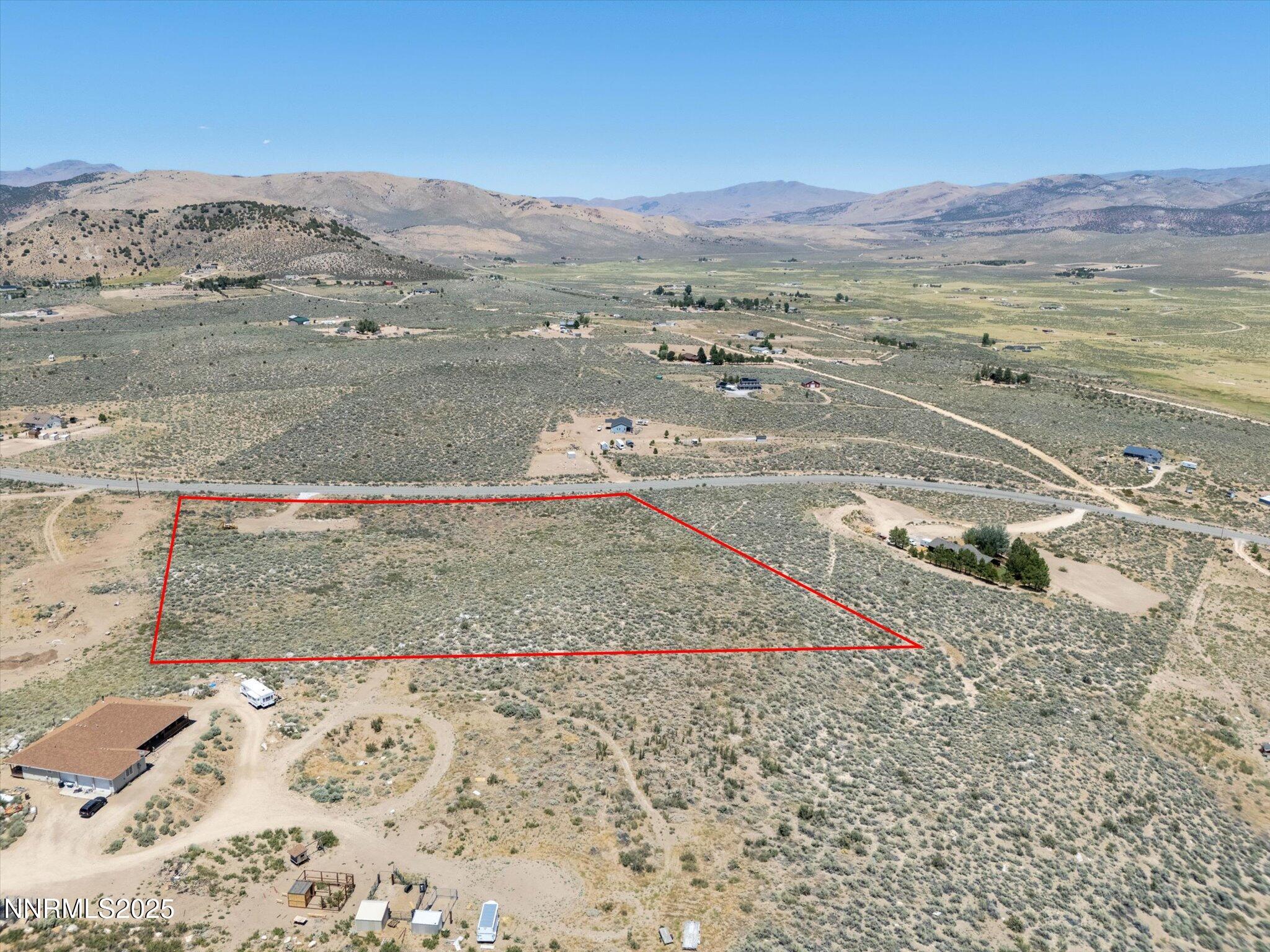 30-15955 N Red Rock Rd-lines-105