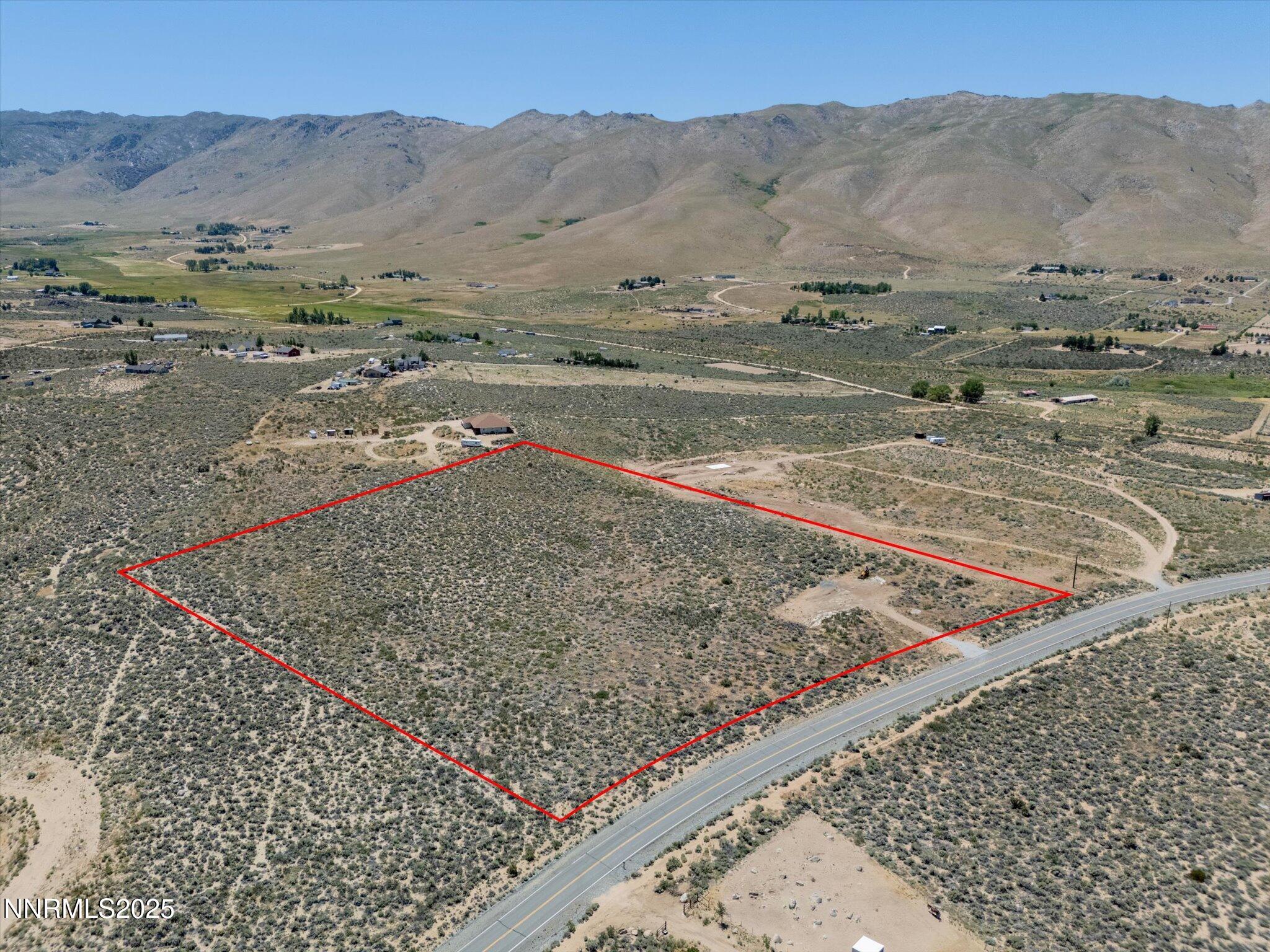 25-15955 N Red Rock Rd-lines-100