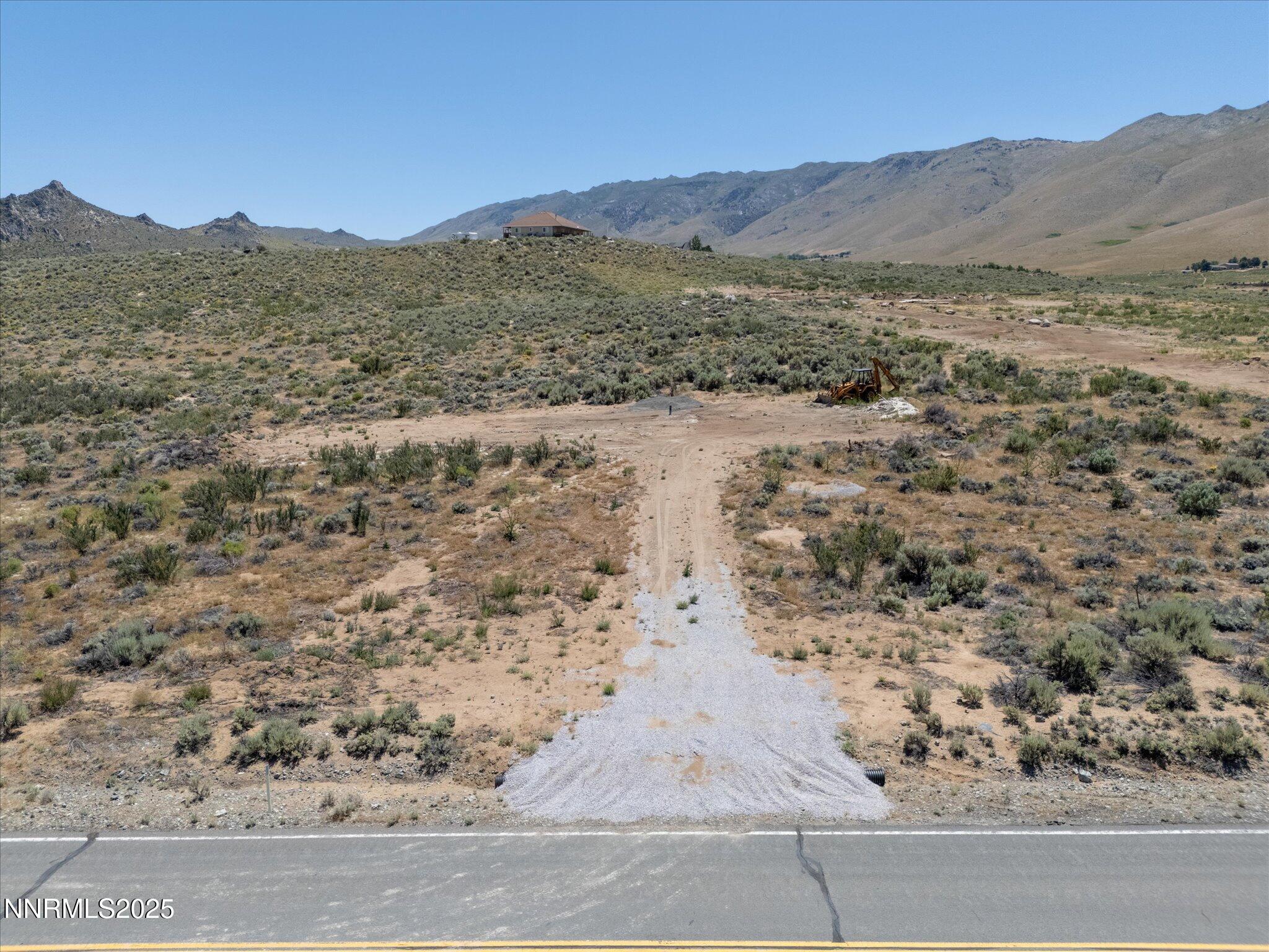 24-15955 N Red Rock Rd-123