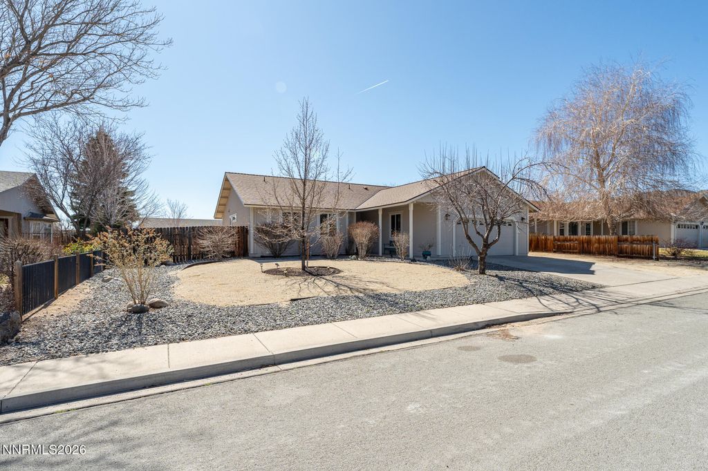 Photo of 1430 Talon Drive, Sparks, NV 89441 (MLS # 260002446)