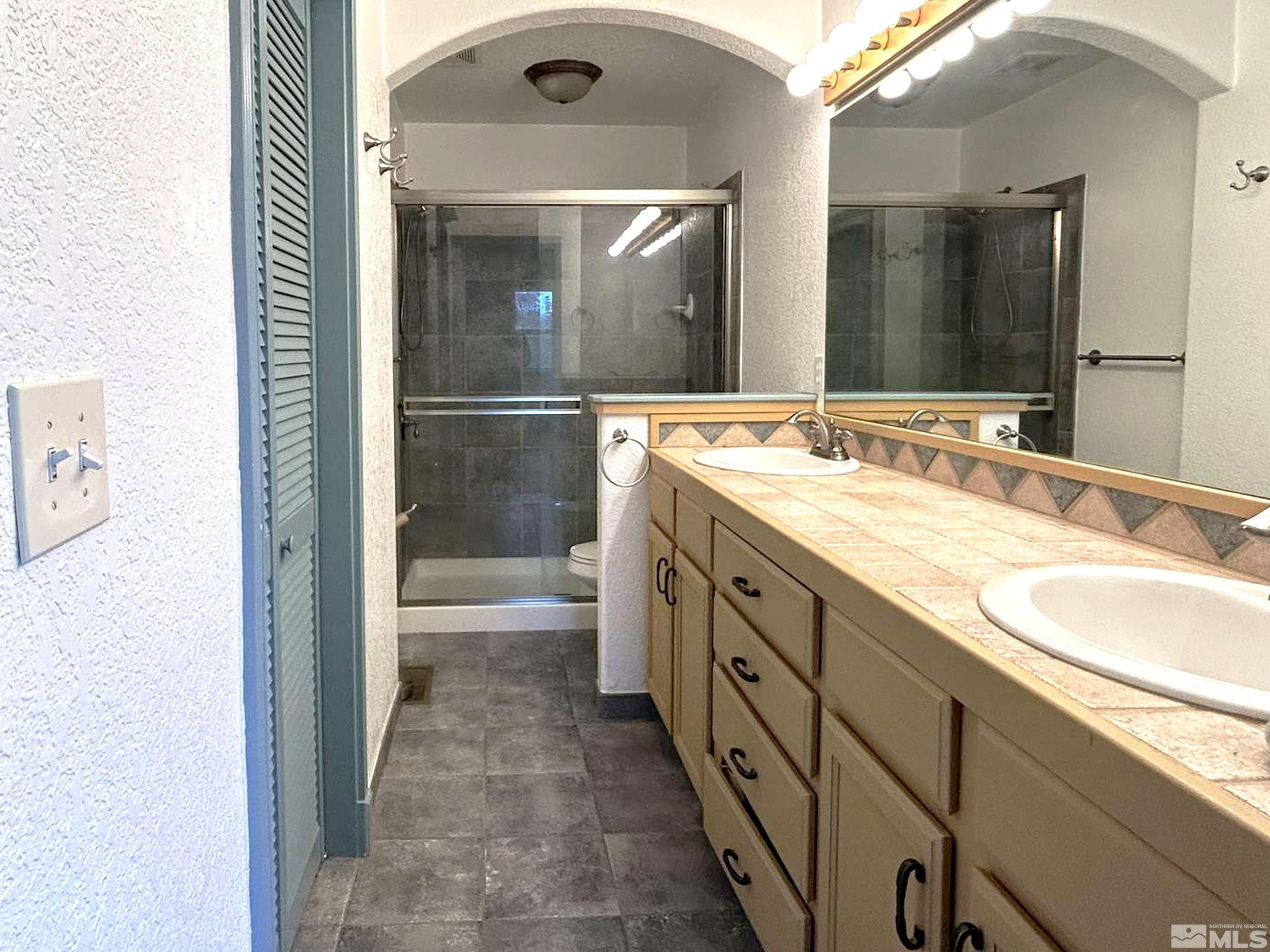 master bath downstairs