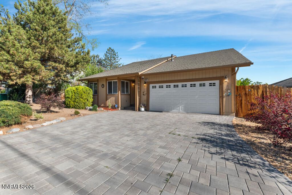 Photo of 675 College Drive, Reno, NV 89503 (MLS # 260005656)