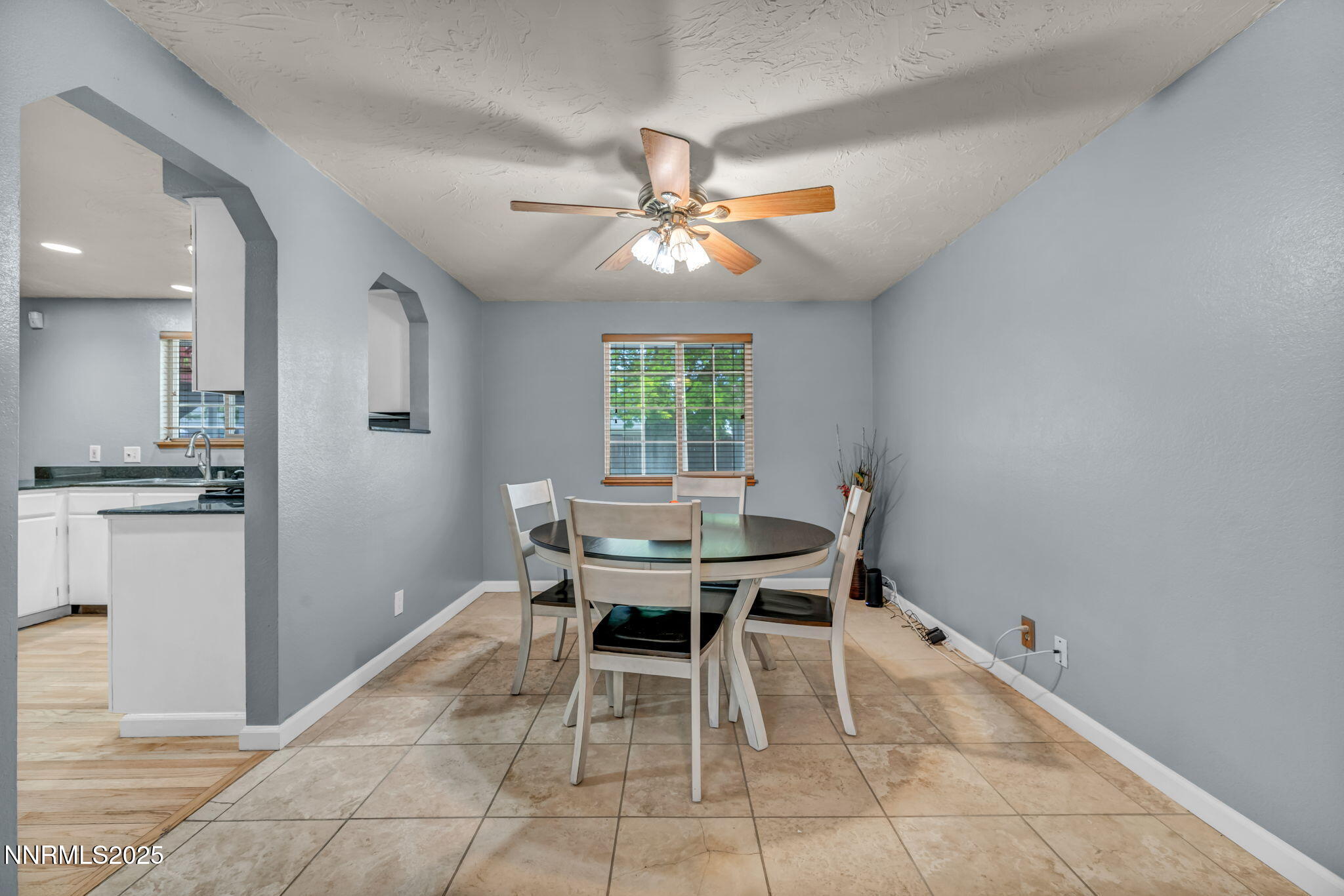 45-web-or-mls-2925-s-escondido-ct