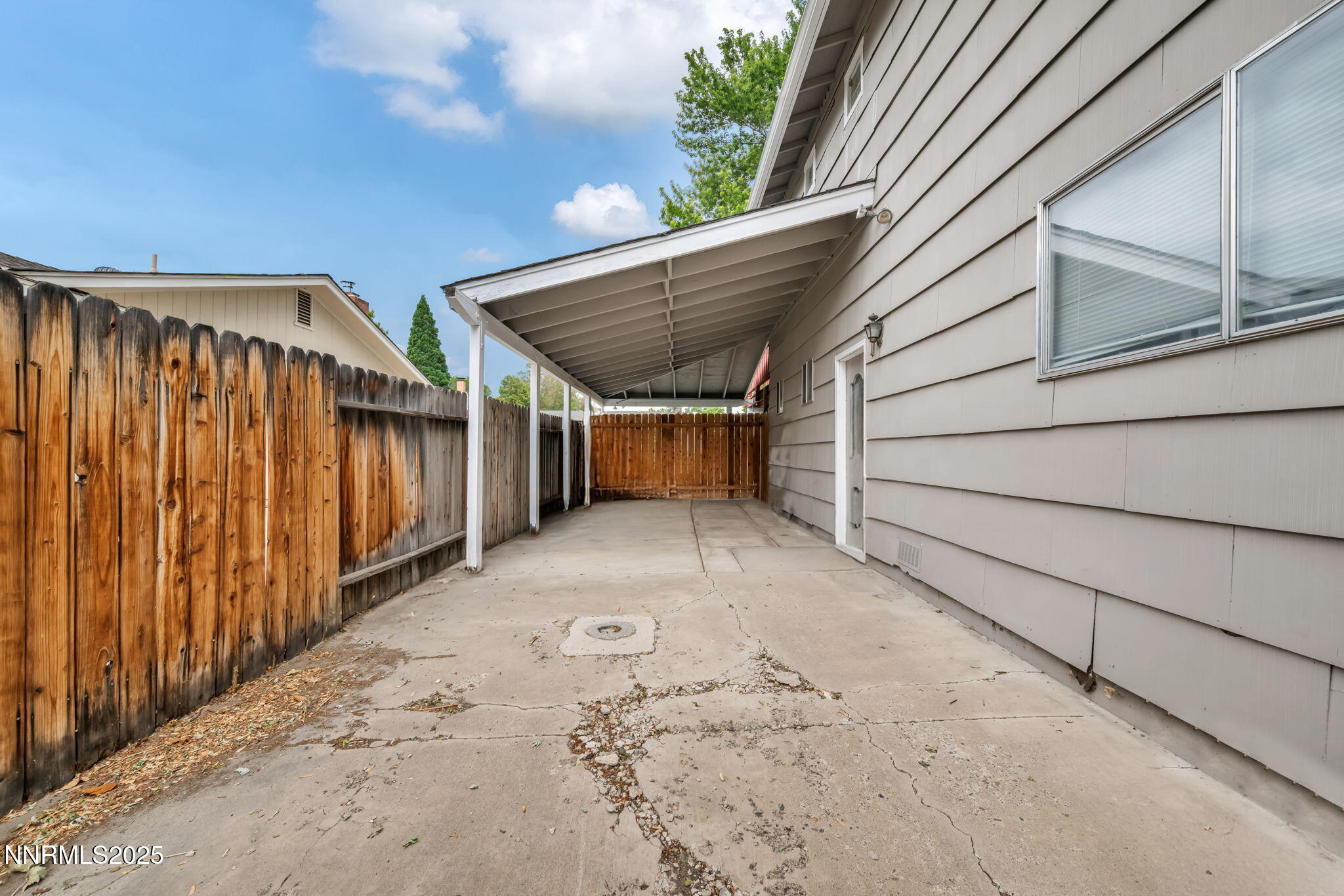 9-web-or-mls-2925-s-escondido-ct