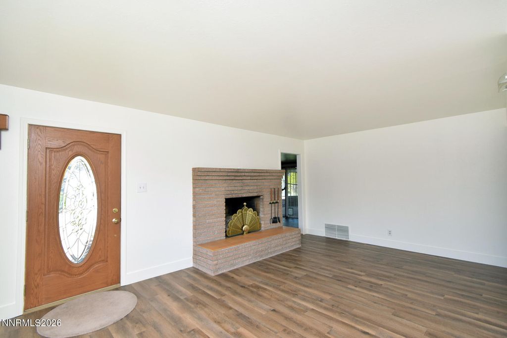 Photo of 10 E J Street, Sparks, NV 89431 (MLS # 260004393)